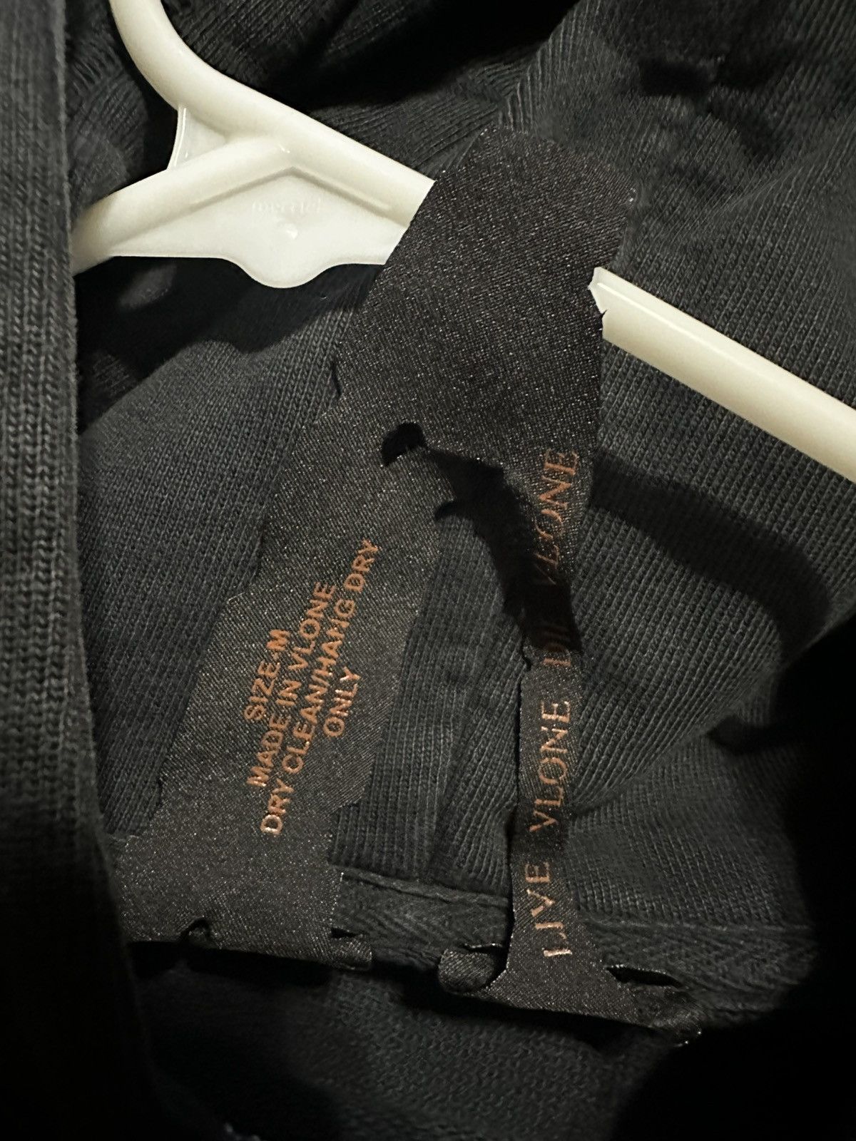 Palm Angels × Vlone VLONE X PALM ANGELS RED FLAME CROPPED HOODIE Size US M / EU 48-50 / 2 - 6 Thumbnail