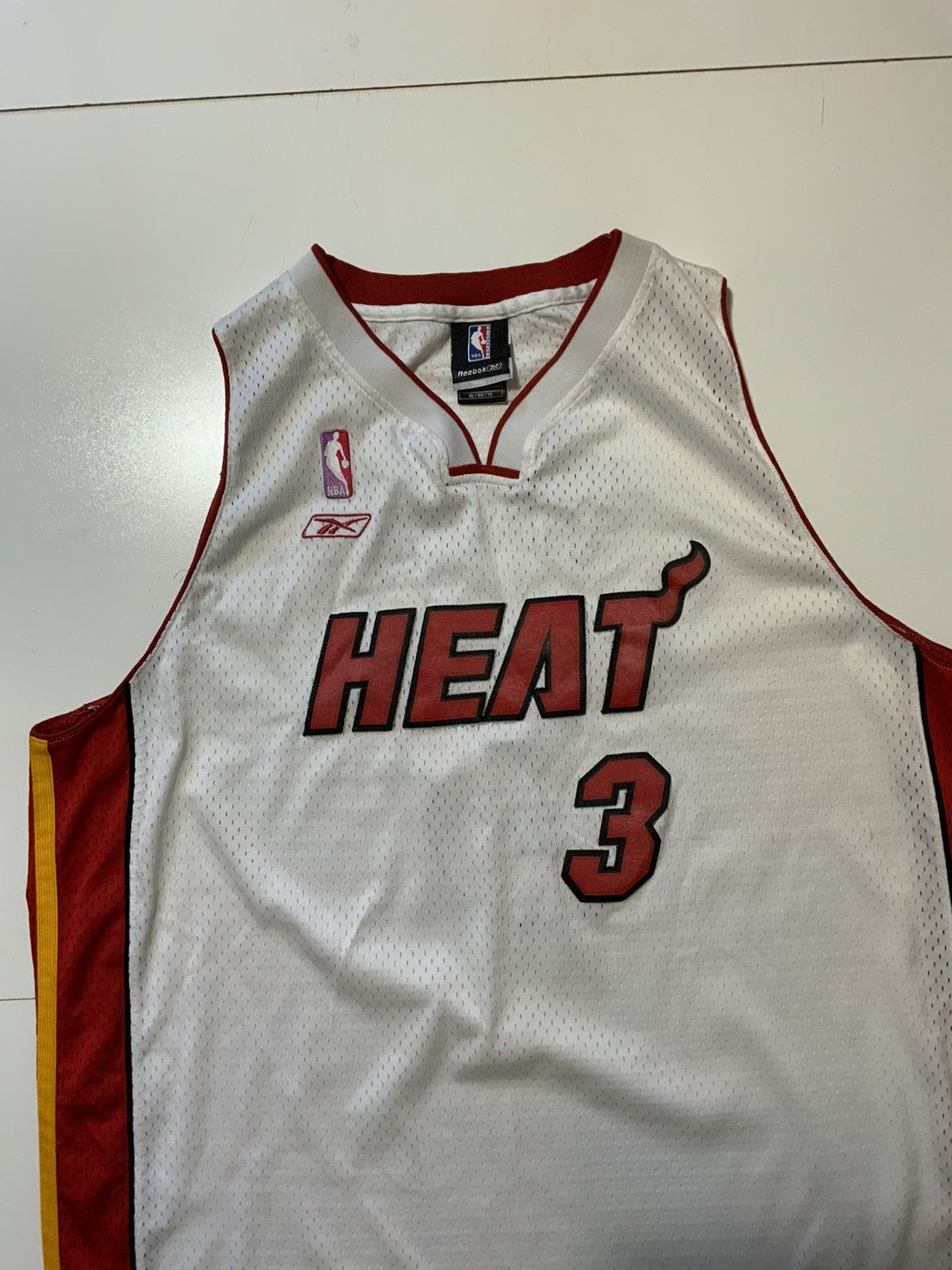 Reebok Reebok Miami Heat Dwyane Wade #3 Sewn Mesh Swingman Jersey Size US XL / EU 56 / 4 - 3 Thumbnail