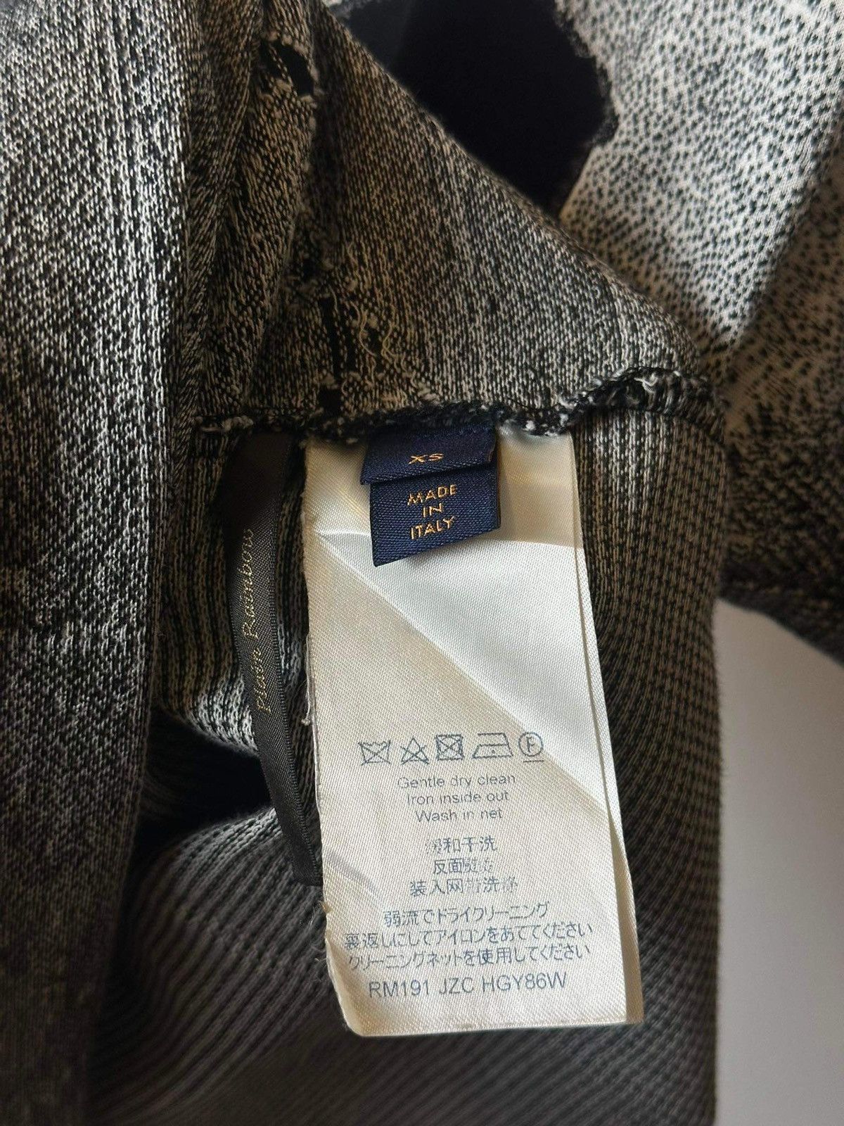 Louis Vuitton LOUIS VUITTON T SHIRT Size US XS / EU 42 / 0 - 6 Thumbnail