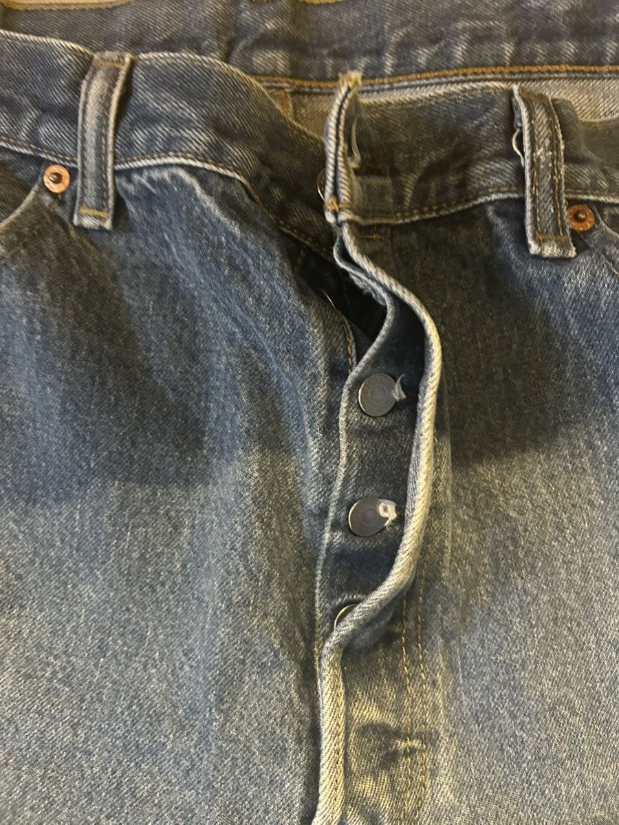 Levi's 501 Levi’s button up Size US 40 / EU 56 - 4 Thumbnail