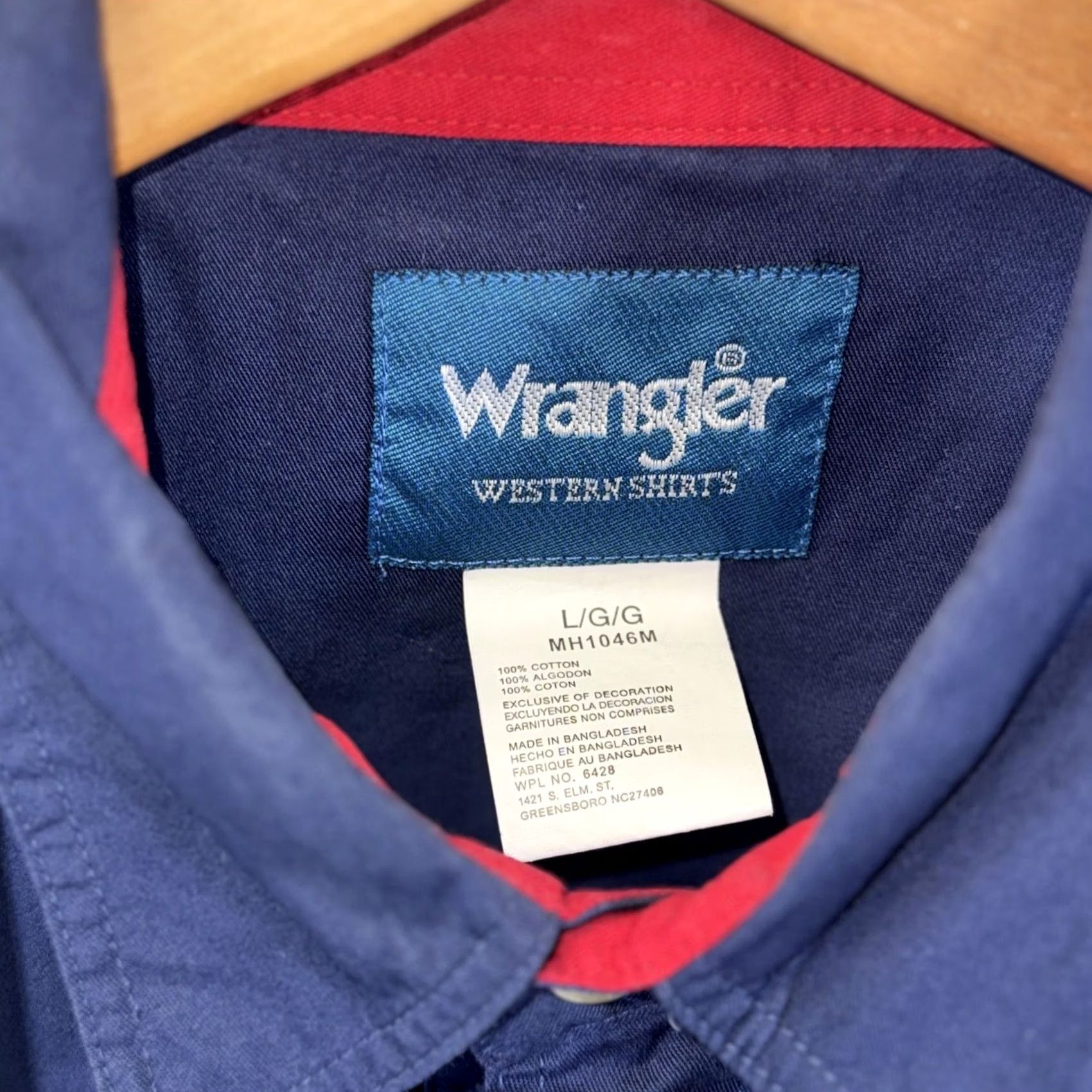 Wrangler VINTAGE Wrangler Shirt Mens Large Blue Red Western Snap Long Sleeve Texas Flag MH1046M Size US L / EU 52-54 / 3 - 5 Thumbnail