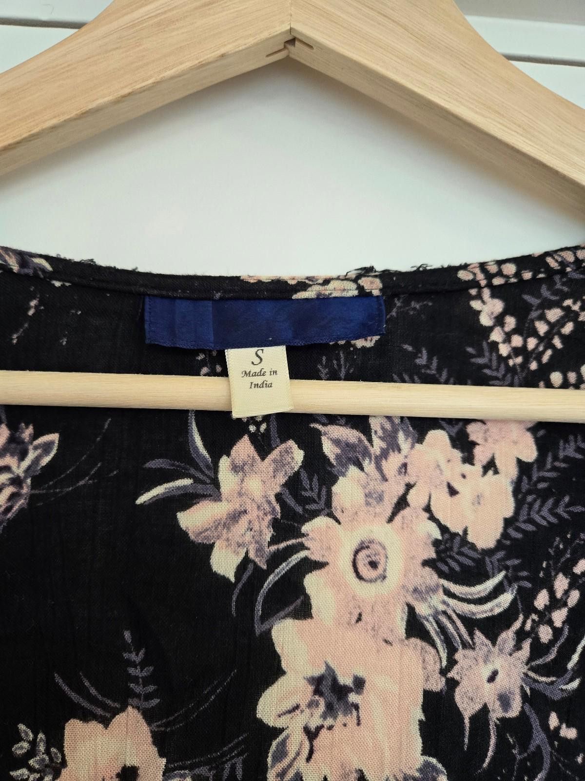 Other Francesca's Collection Floral Kimono Robe Size S / US 4 / IT 40 - 6 Thumbnail