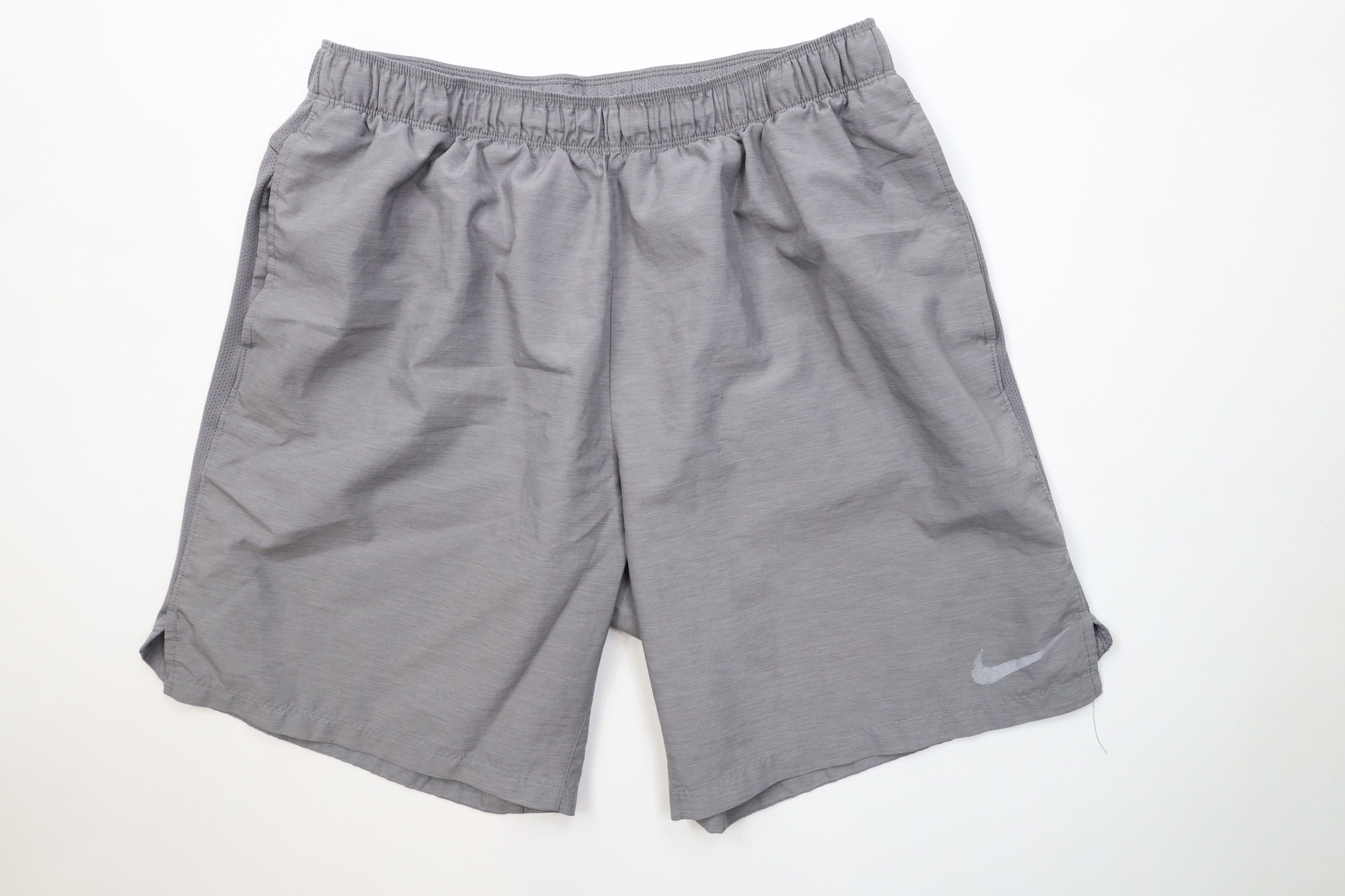 Nike Vintage Y2K Nike Reflective Swoosh Above Knee Shorts Gray Size US 34 / EU 50 - 1 Thumbnail