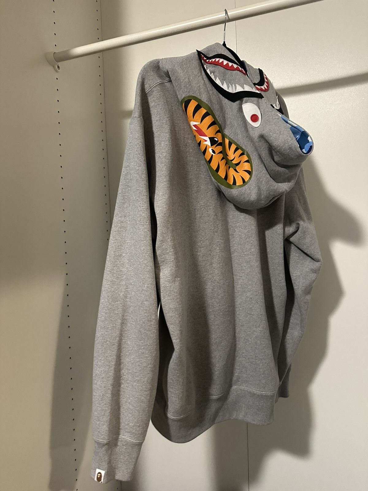 Bape Bape Grey Shark Hoodie Size US XXL / EU 58 / 5 - 1 Thumbnail