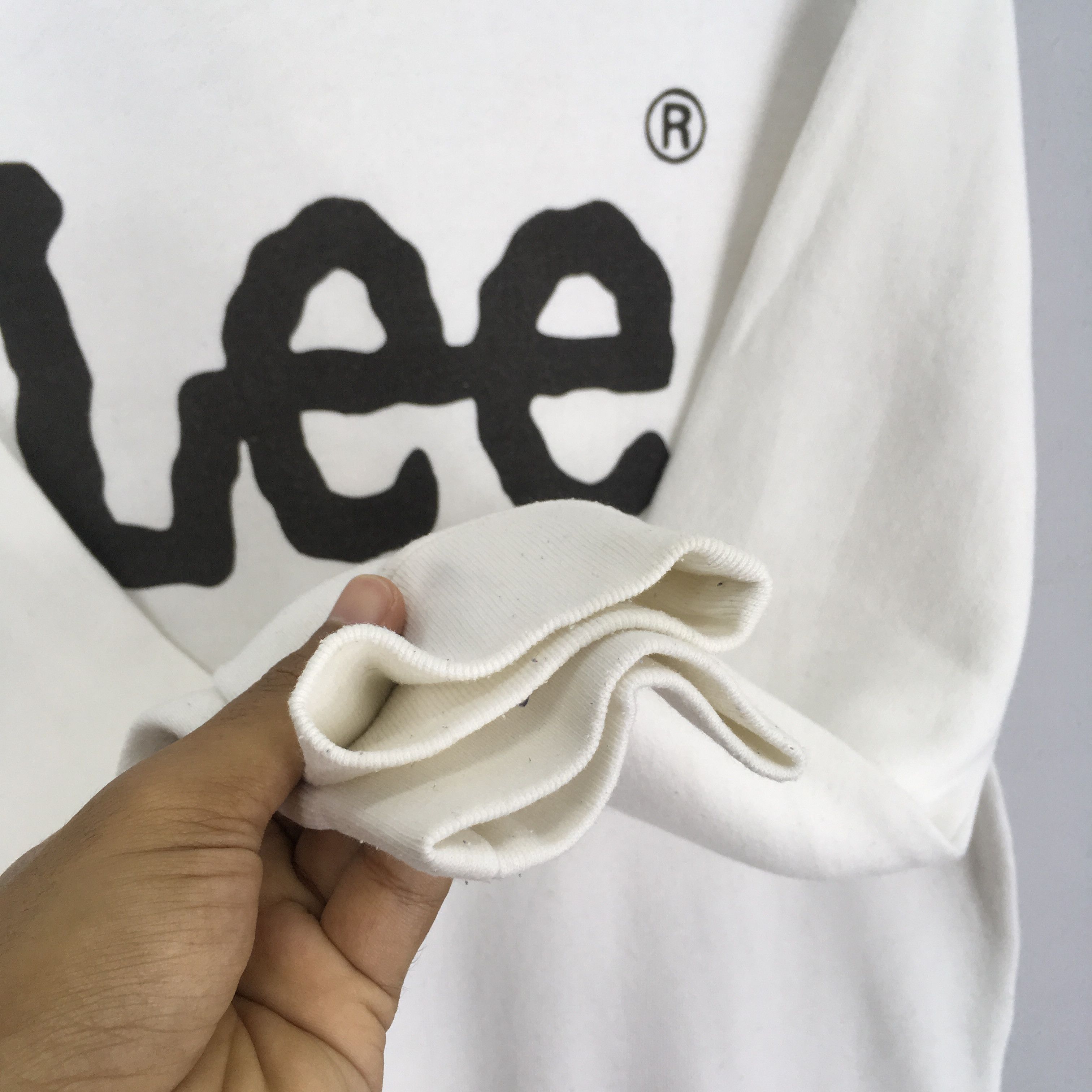 Lee Vintage 90's Lee Usa White Sweatshirt - 143 Size US L / EU 52-54 / 3 - 7 Thumbnail