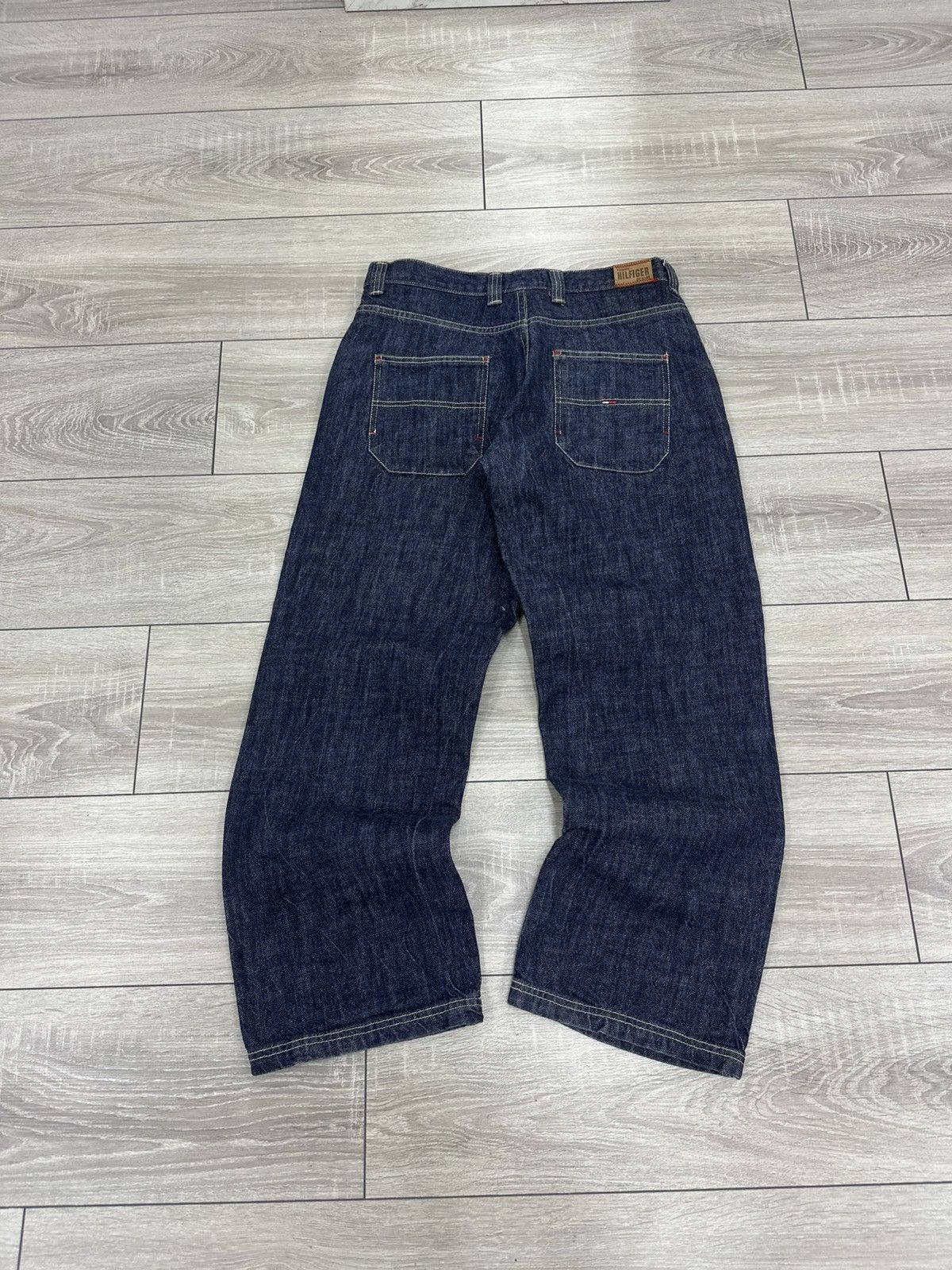 Vintage Baggy Wide Tommy Hilfiger Vintage Denim Jeans Size US 32 / EU 48 - 2 Thumbnail