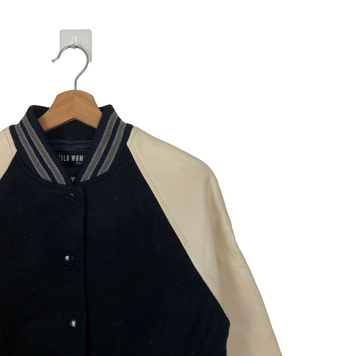 Japanese Brand 🔥VINTAGE VARSITY JACKET JAPAN CHILD WOMAN Size US M / EU 48-50 / 2 - 5 Thumbnail