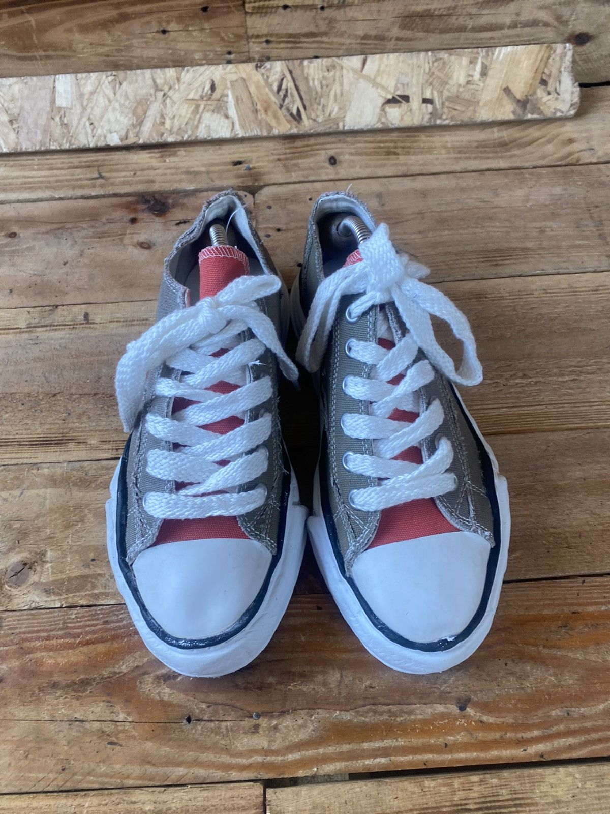 Maison MIHARA YASUHIRO Maison mihara yasuhiro x nigel low-top canvas sneakers sz41 Size US 8 / EU 41 - 1 Thumbnail