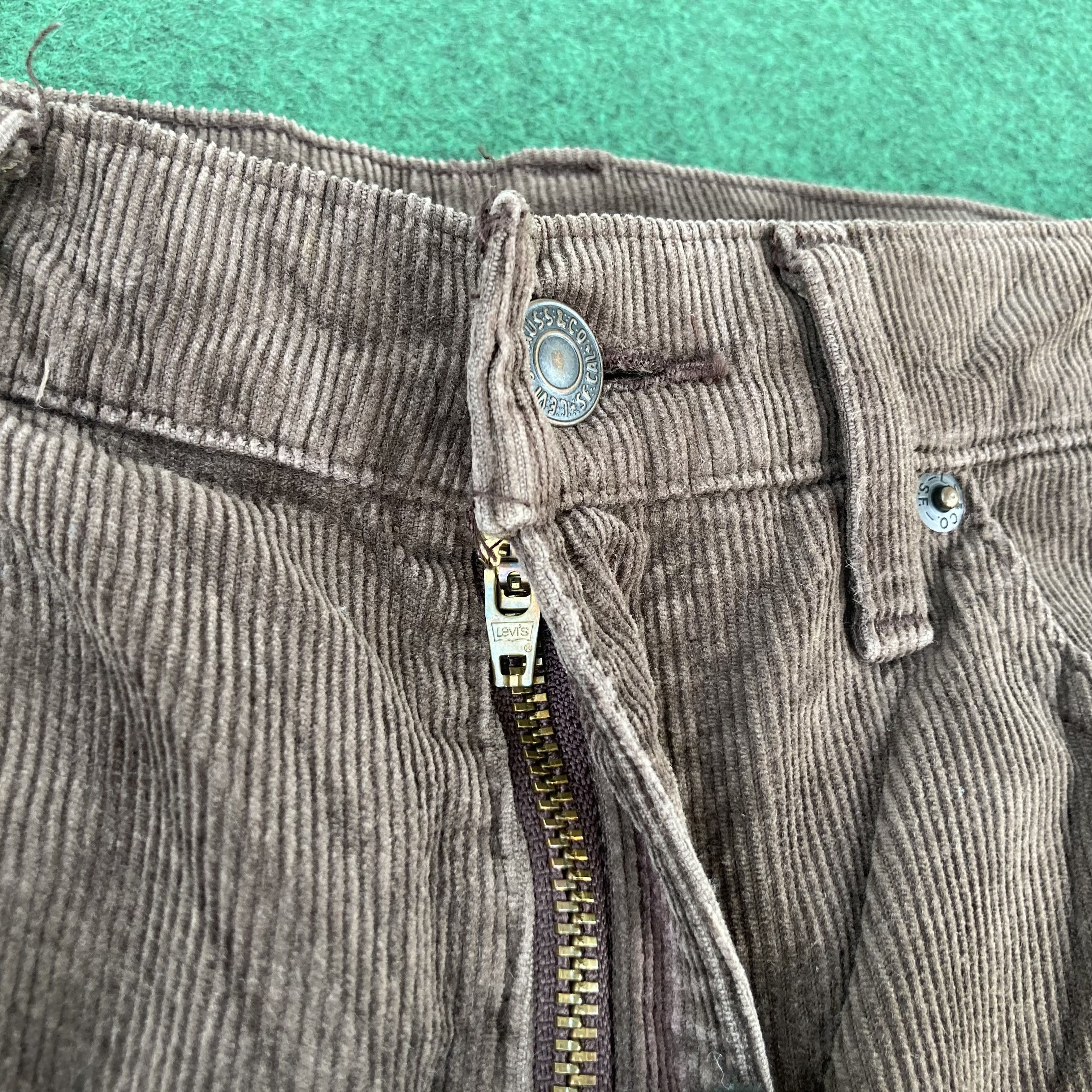 Designer × Levi's × Vintage Vtg Levis 517 Corduroy Sz 32 Bootcut Flared Faded Jeans Size US 32 / EU 48 - 6 Thumbnail
