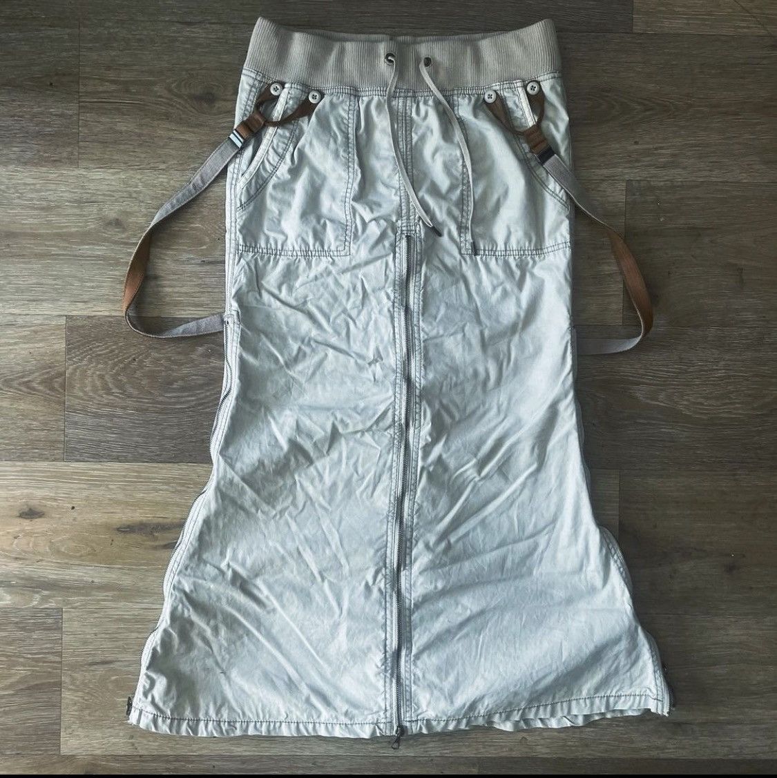 image of Goa Parachute Cargo Skirt in Beige, Women's (Size 29)