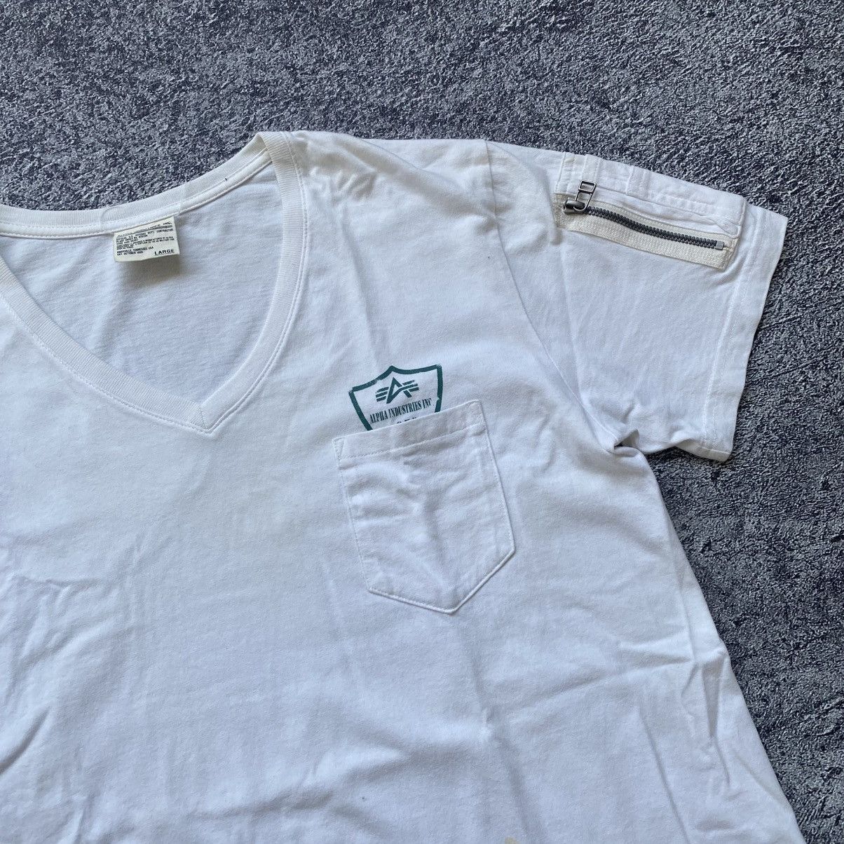 Alpha Industries × Avirex × Buzz Rickson's Alpha Industries Pocket Logo Vneck Tshirt Size US L / EU 52-54 / 3 - 2 Thumbnail