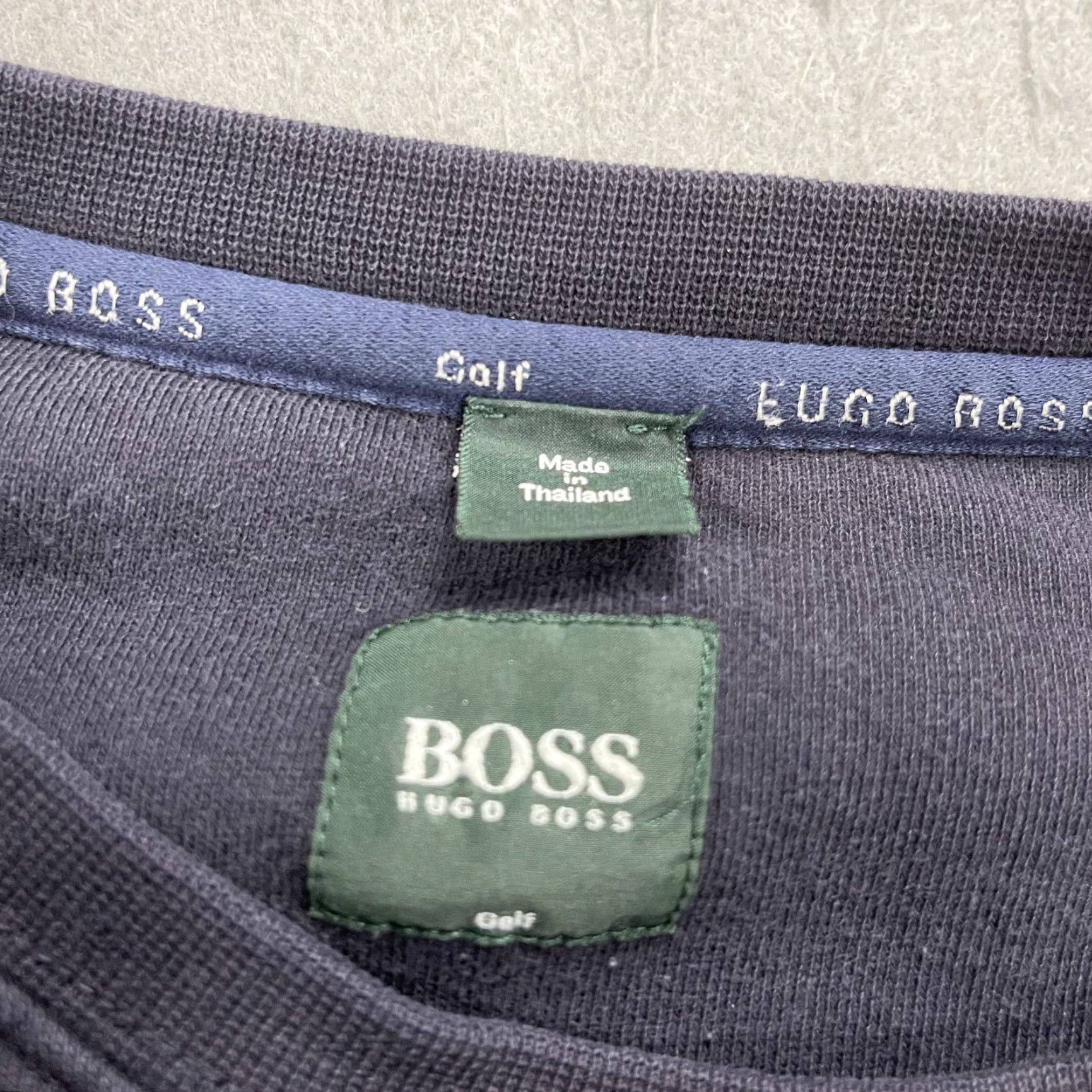 Hugo Boss VINTAGE Hugo Boss Sweatshirt Mens XL Navy Blue Crewneck 90s Golf Size US XL / EU 56 / 4 - 4 Thumbnail