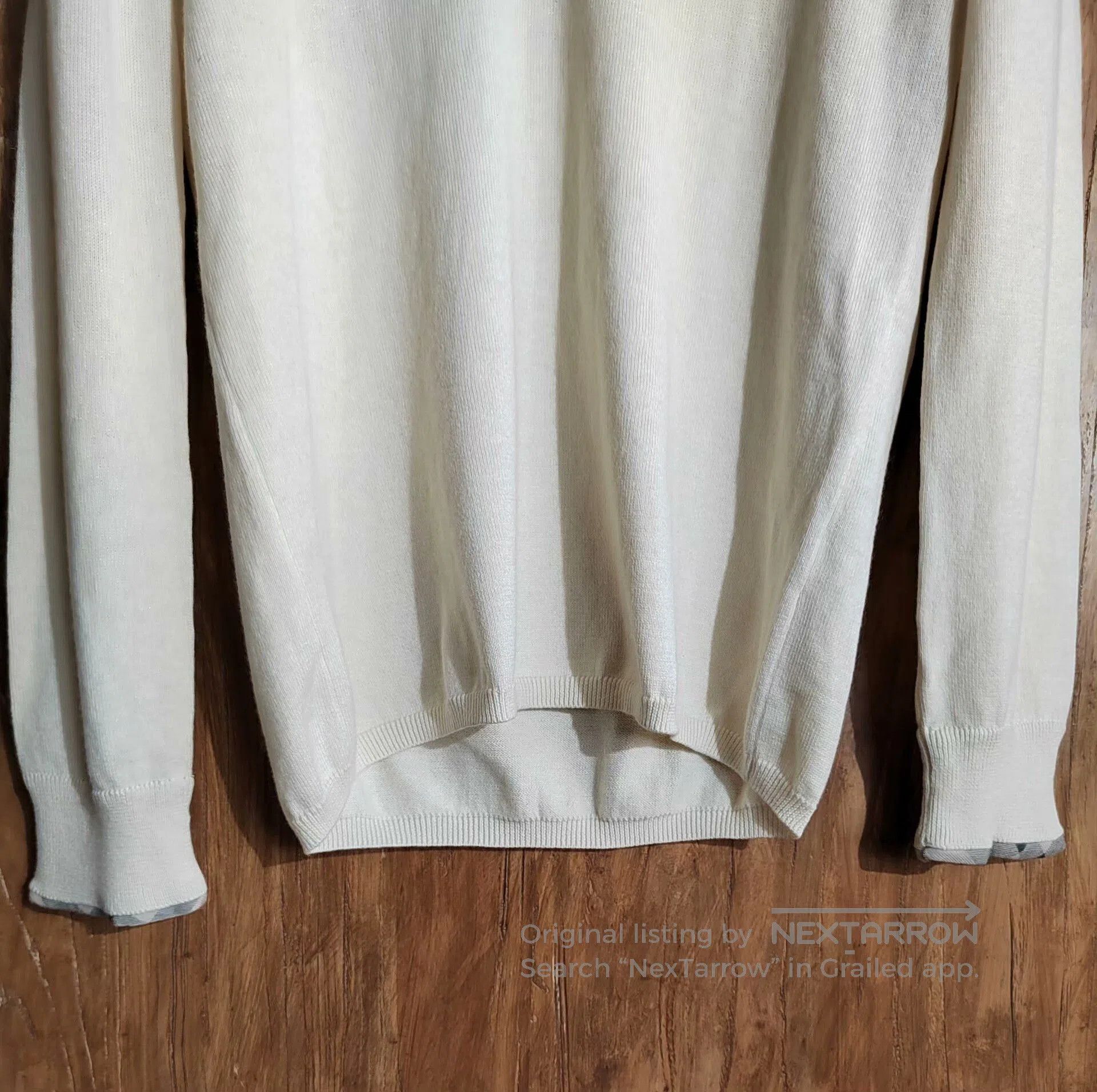 Burberry Burberry Brit Beige V-Neck Knit Sweater. Size M / US 6-8 / IT 42-44 - 5 Thumbnail