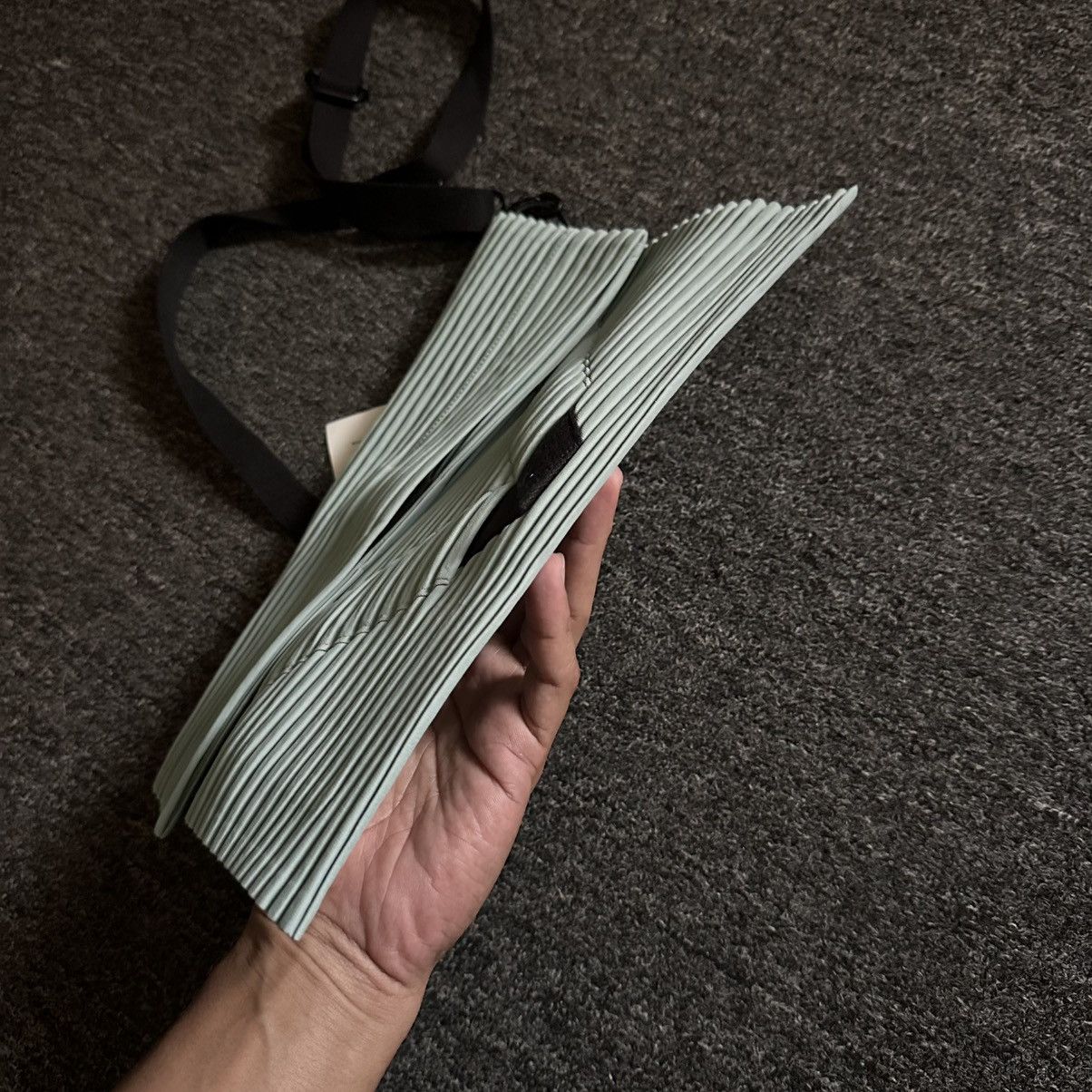 Pleats Please Issey Miyake ISSEY MIYAKE HOMME PLISSE SAMPLE CROSSBODY BAG Size ONE SIZE - 7 Thumbnail