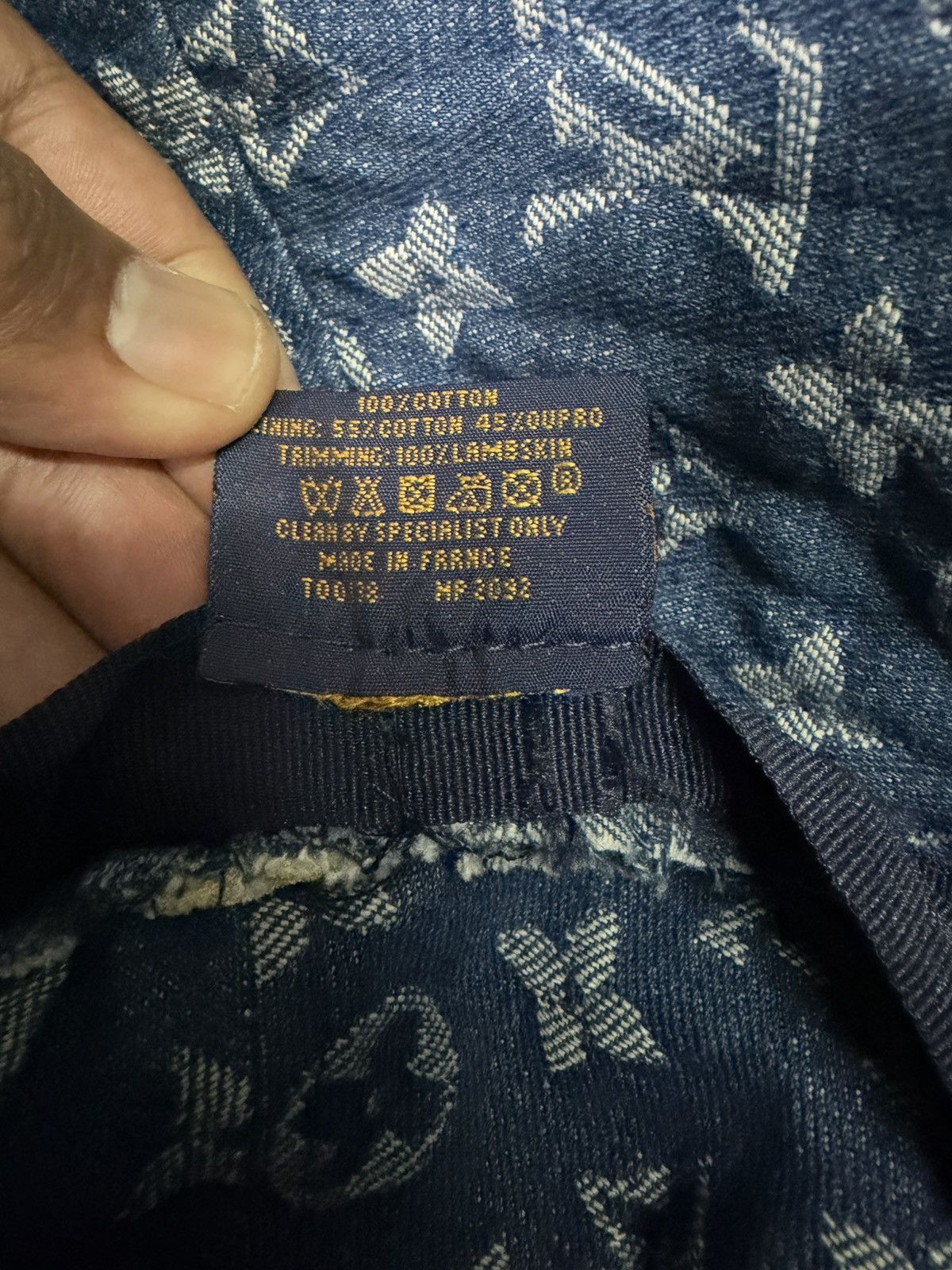 Louis Vuitton LV BUCKET HAT Size ONE SIZE - 4 Thumbnail