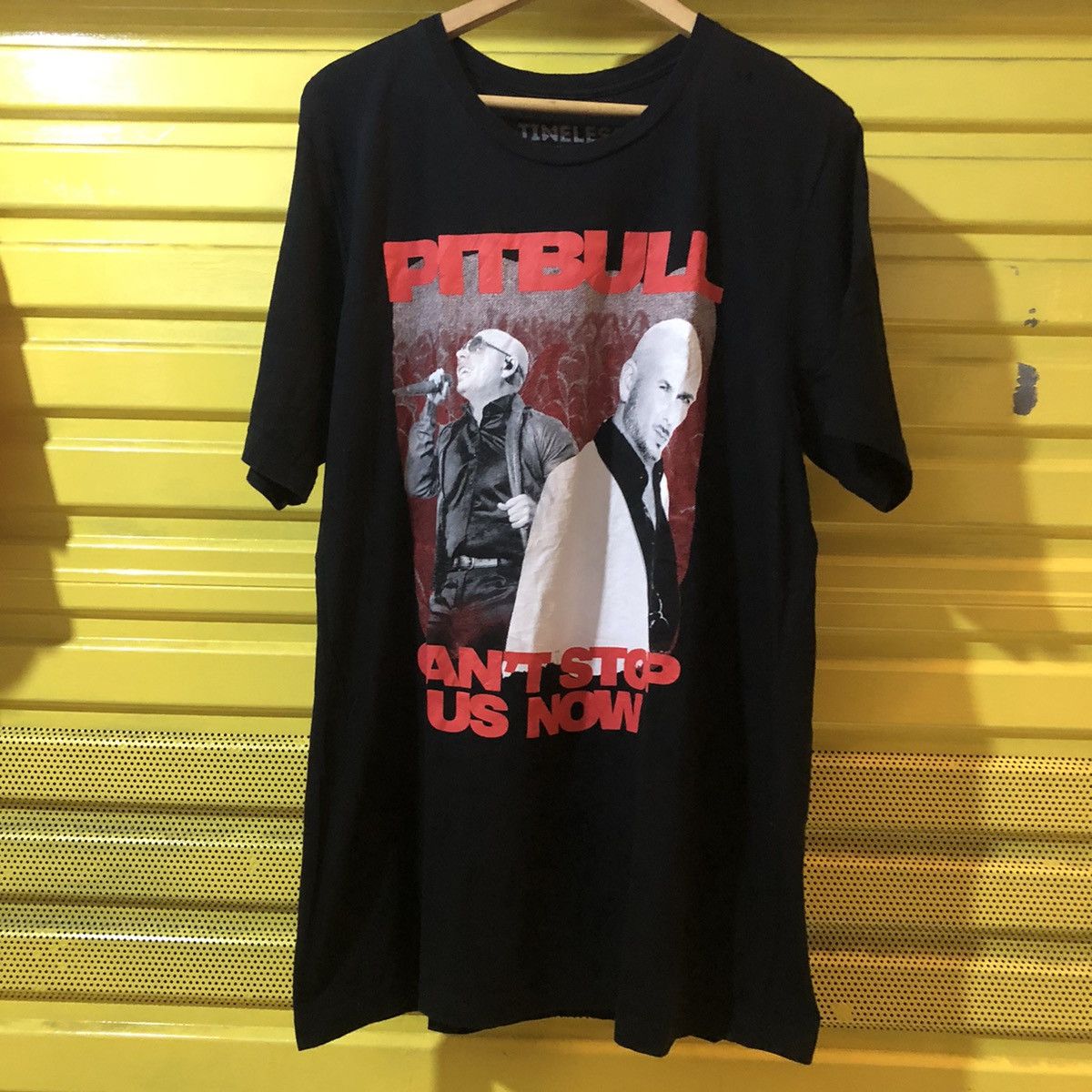 Band Tees Pitbull can't stop us now tour Size US XL / EU 56 / 4 - 1 Thumbnail