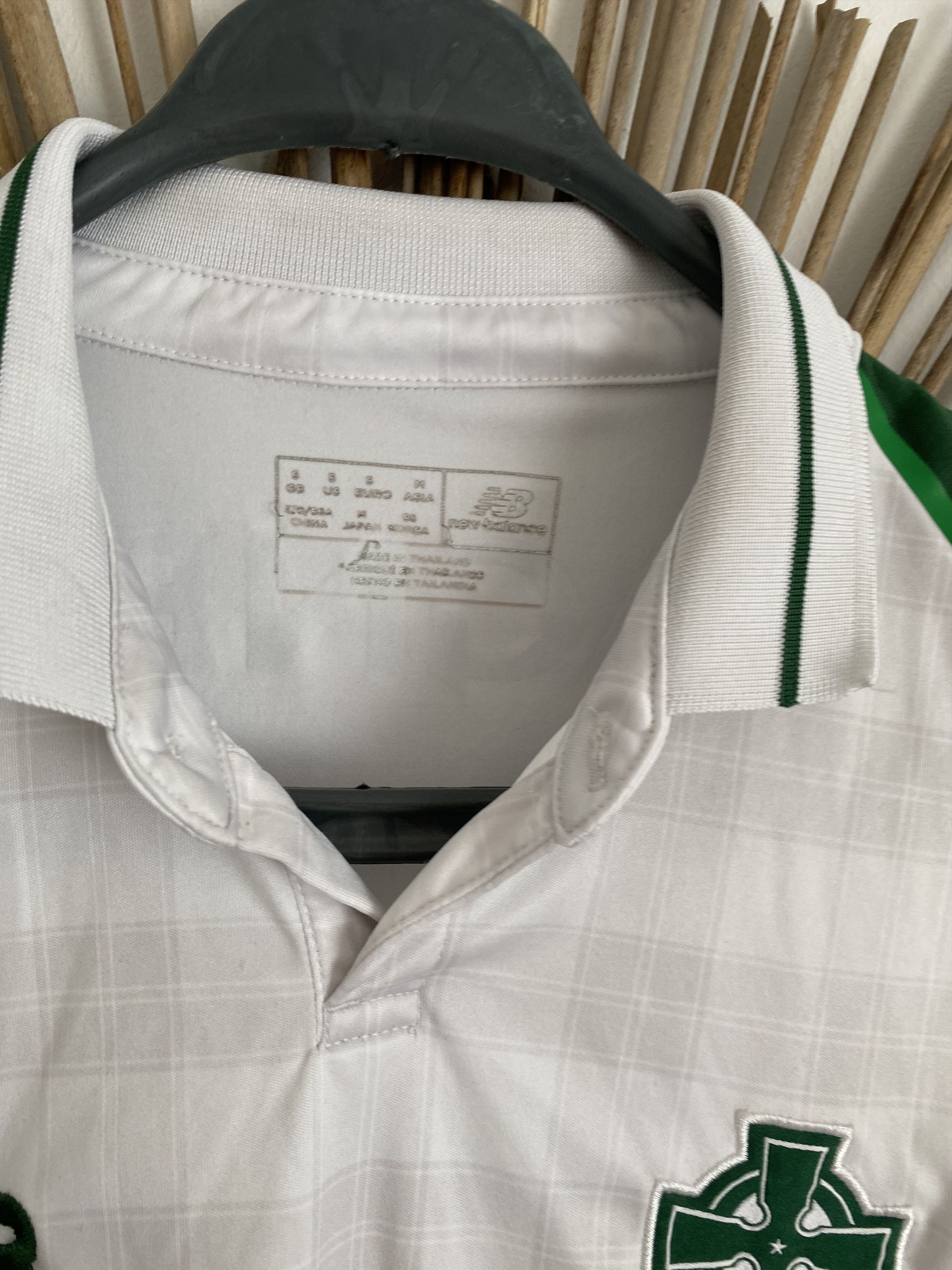New Balance Celtic 2018 2019 new balance away football soccer jersey Size US S / EU 44-46 / 1 - 5 Thumbnail