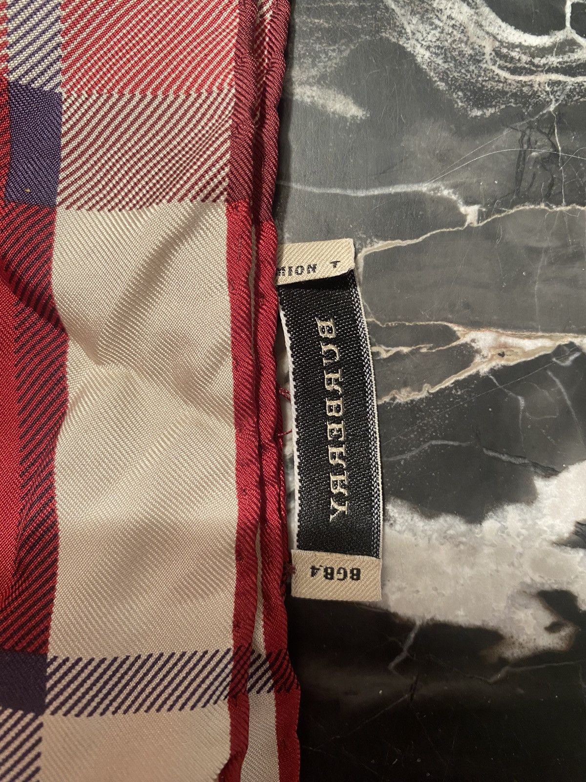 Burberry Burberry Tartan Silk Scarf Size ONE SIZE - 3 Thumbnail