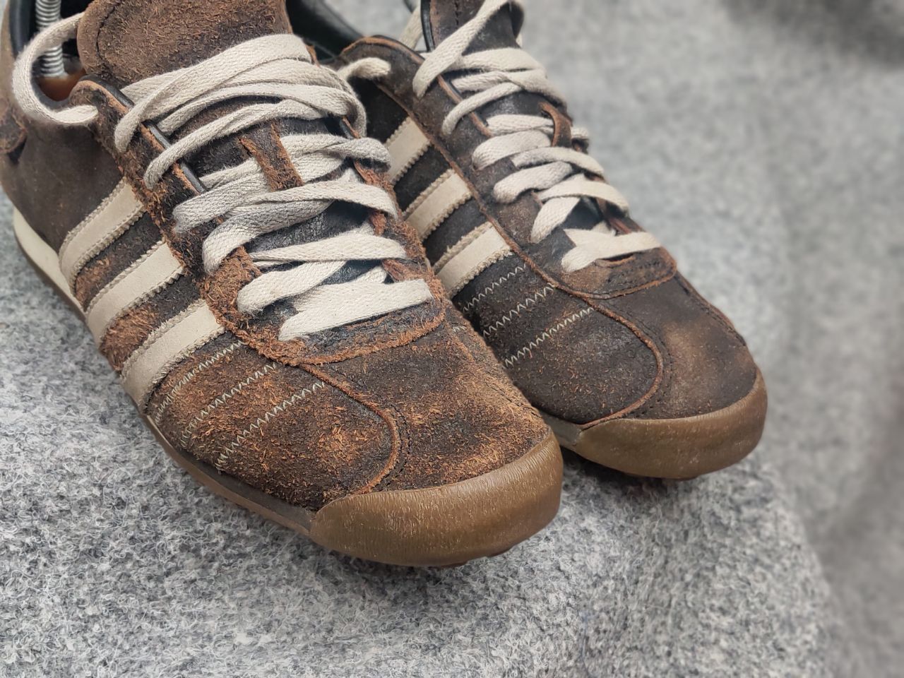 Adidas Vintage Adidas Сhile 62 Dark Brown Faded Leather Sneakers Size US 9 / EU 42 - 15 Thumbnail