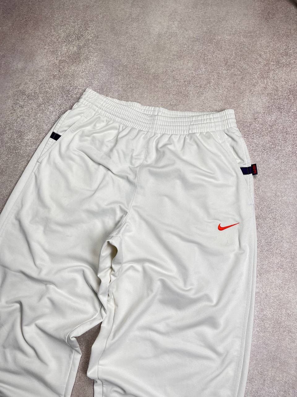 Other Vintage Nike Swoosh Baggy TN Style Baggy Track Pants Size US 36 / EU 52 - 2 Thumbnail
