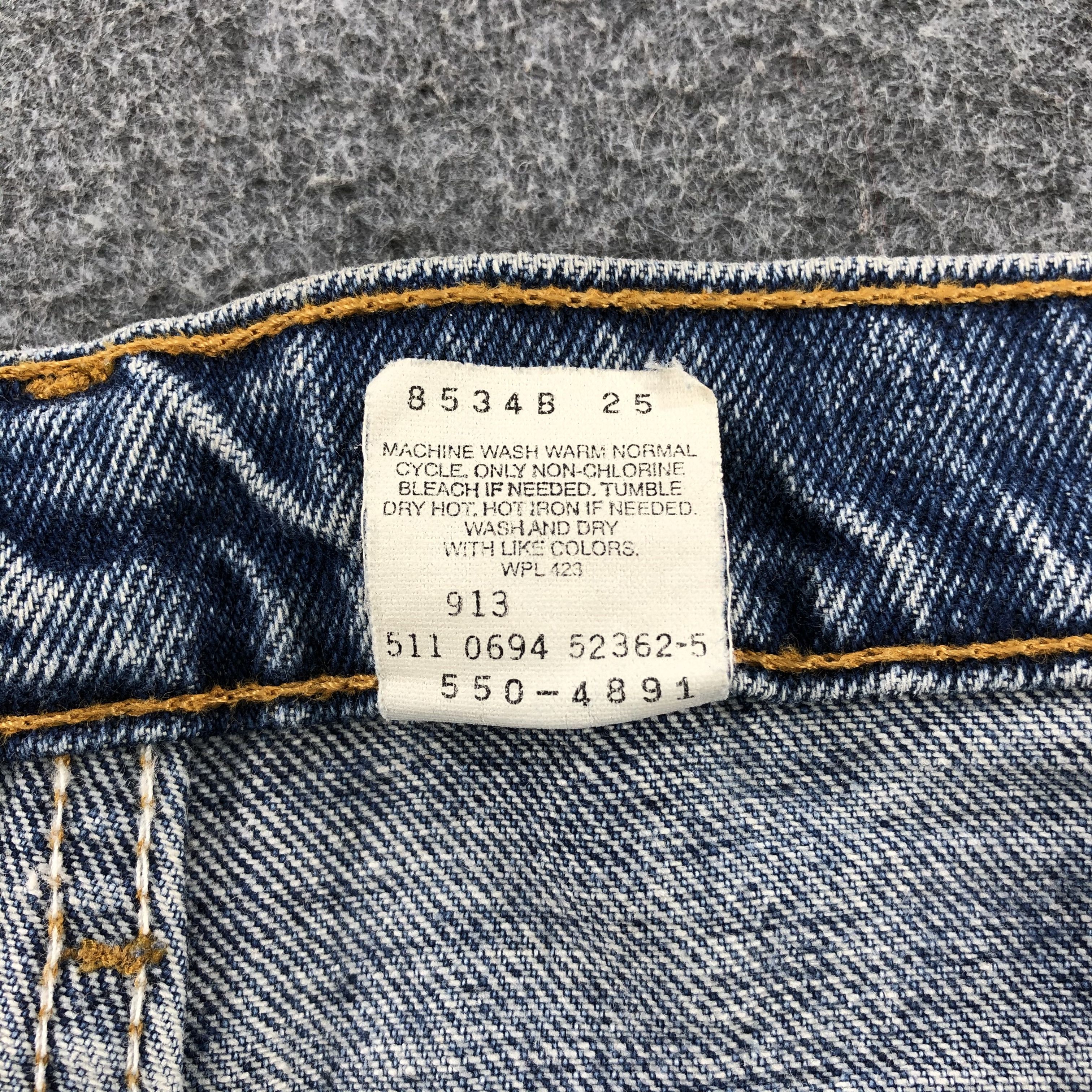 Levi's × Vintage Vintage 90s Blue Wash Levis 550 Jeans-JM1895 Size US 33 - 11 Thumbnail