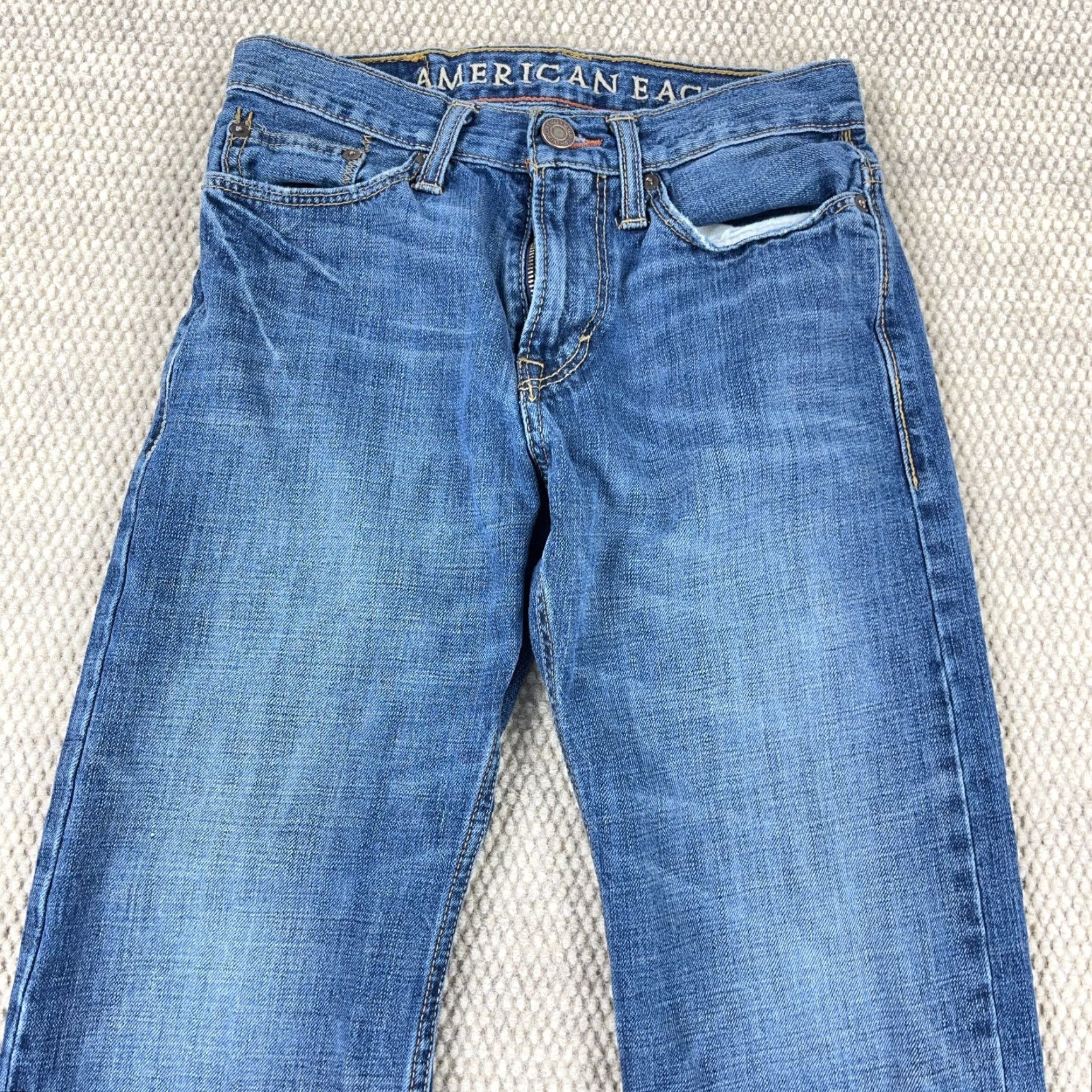 American Eagle Outfitters VINTAGE American Eagle Jeans Men 26x28 Relaxed Fit Straight Leg Faded Whiskers Baggy Size US 26 / EU 42 - 5 Thumbnail