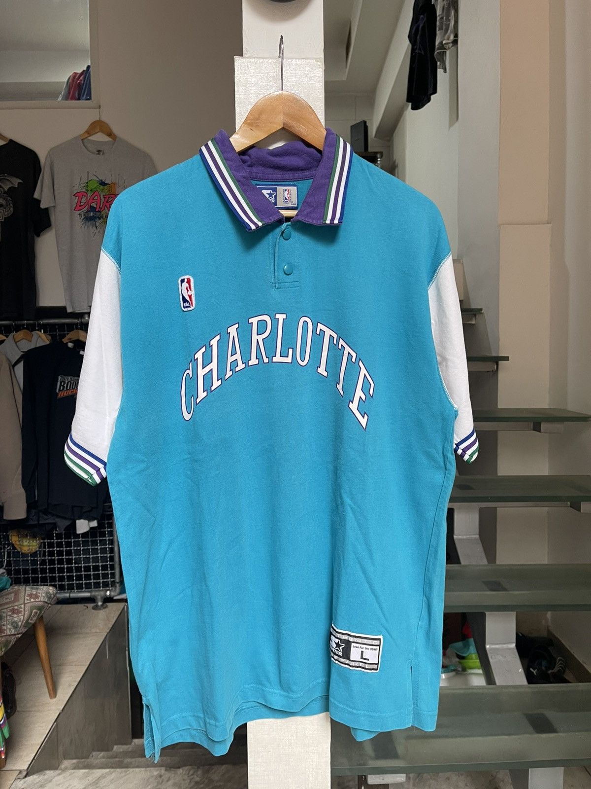 Starter Vintage Charlotte Hornets NBA Warm Up shirt 90s Size US L / EU 52-54 / 3 - 1 Thumbnail