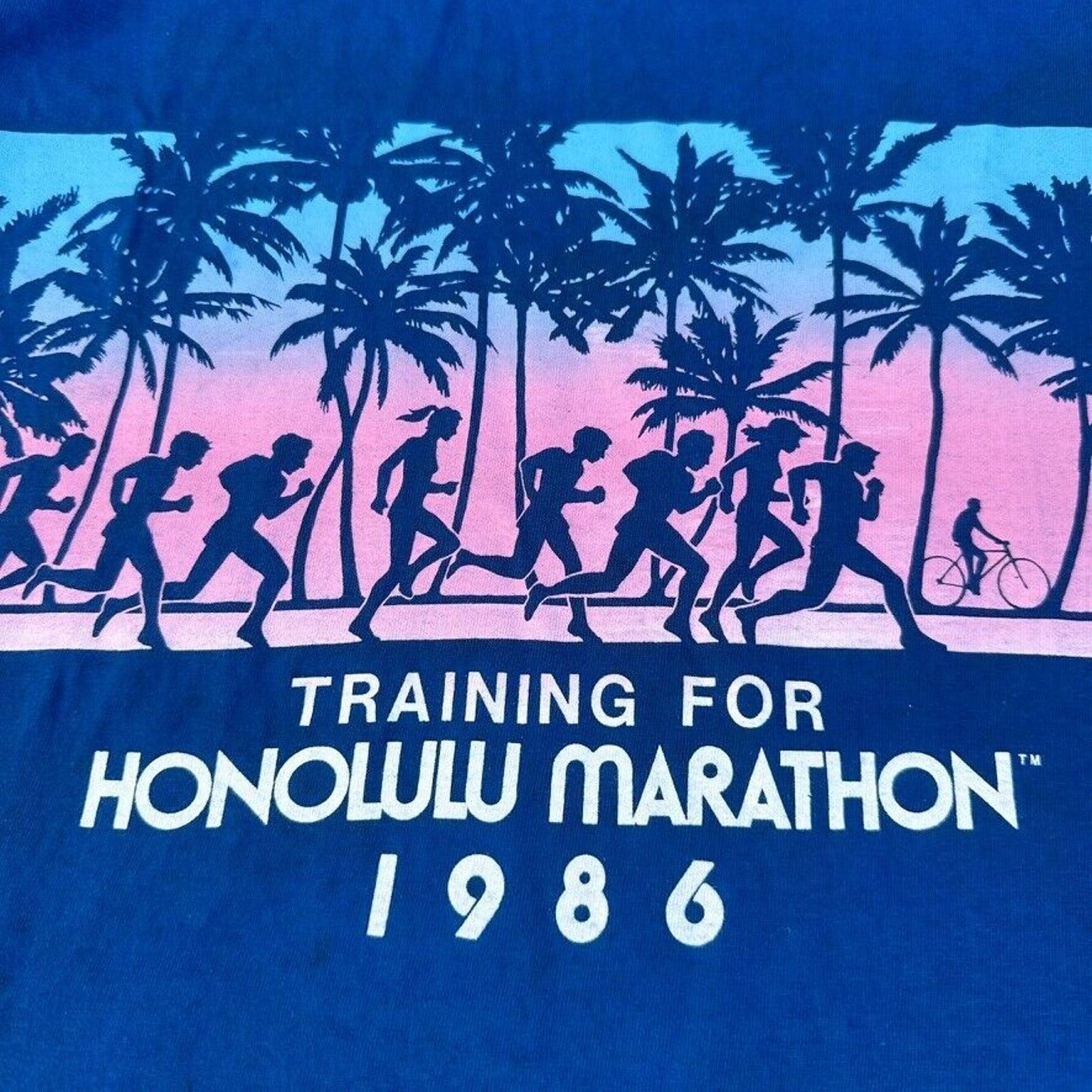 Vintage Vintage Crazy Shirts Honolulu Marathon Hawaii 1986 T Shirt Size US S / EU 44-46 / 1 - 3 Thumbnail