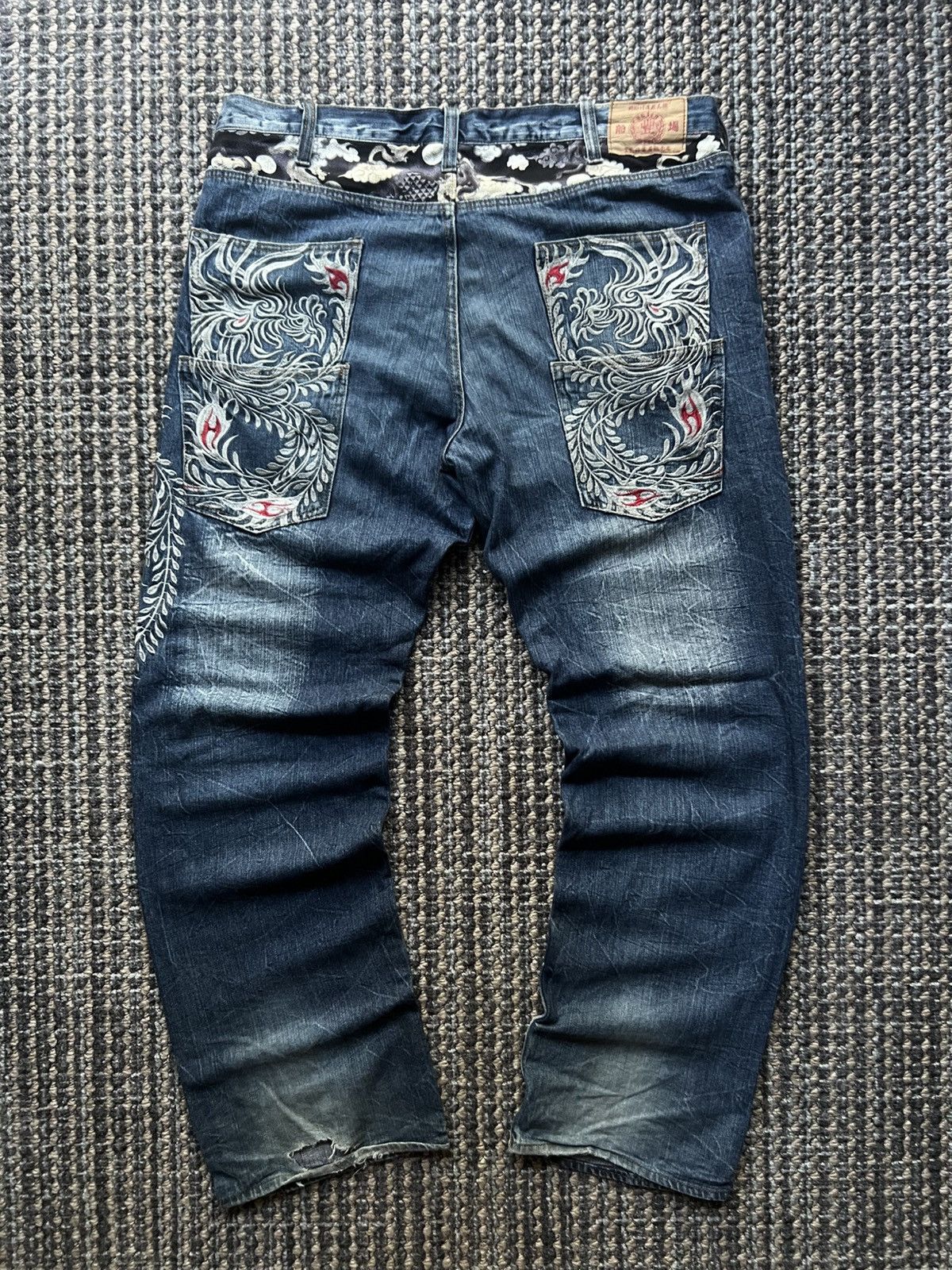 00’s Karakuri Embroided Japanese Jeans Evisu Style