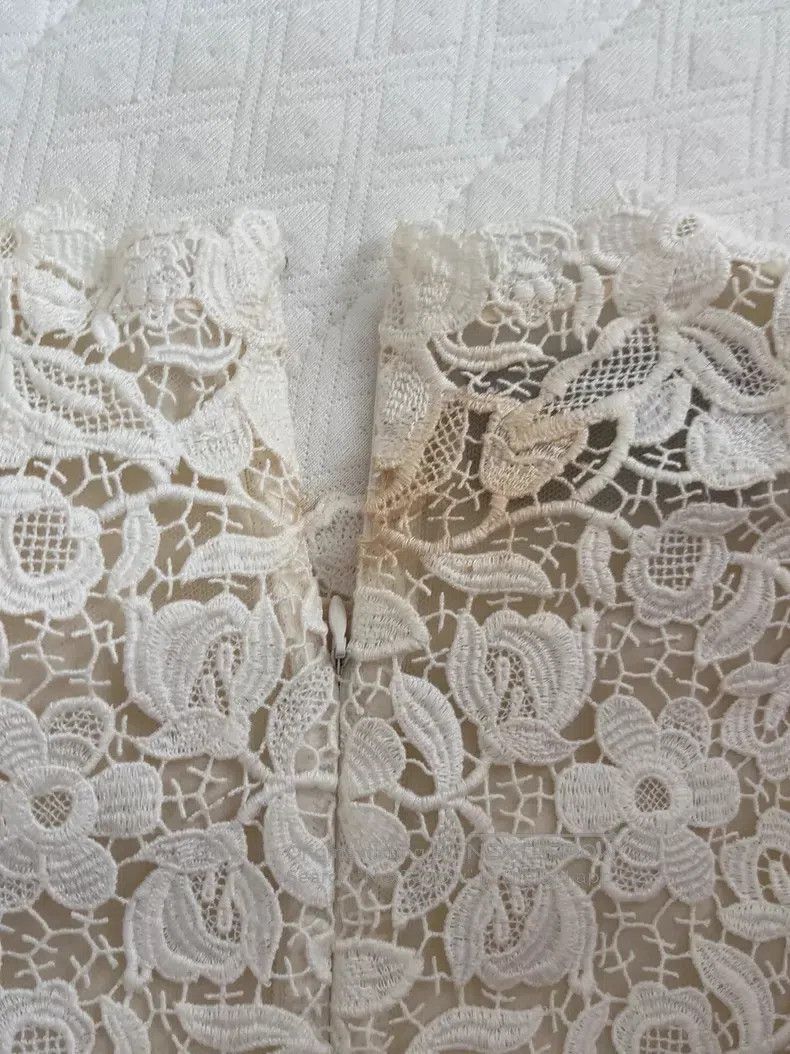 Valentino Valentino Lace dress Size XS / US 0-2 / IT 36-38 - 2 Thumbnail