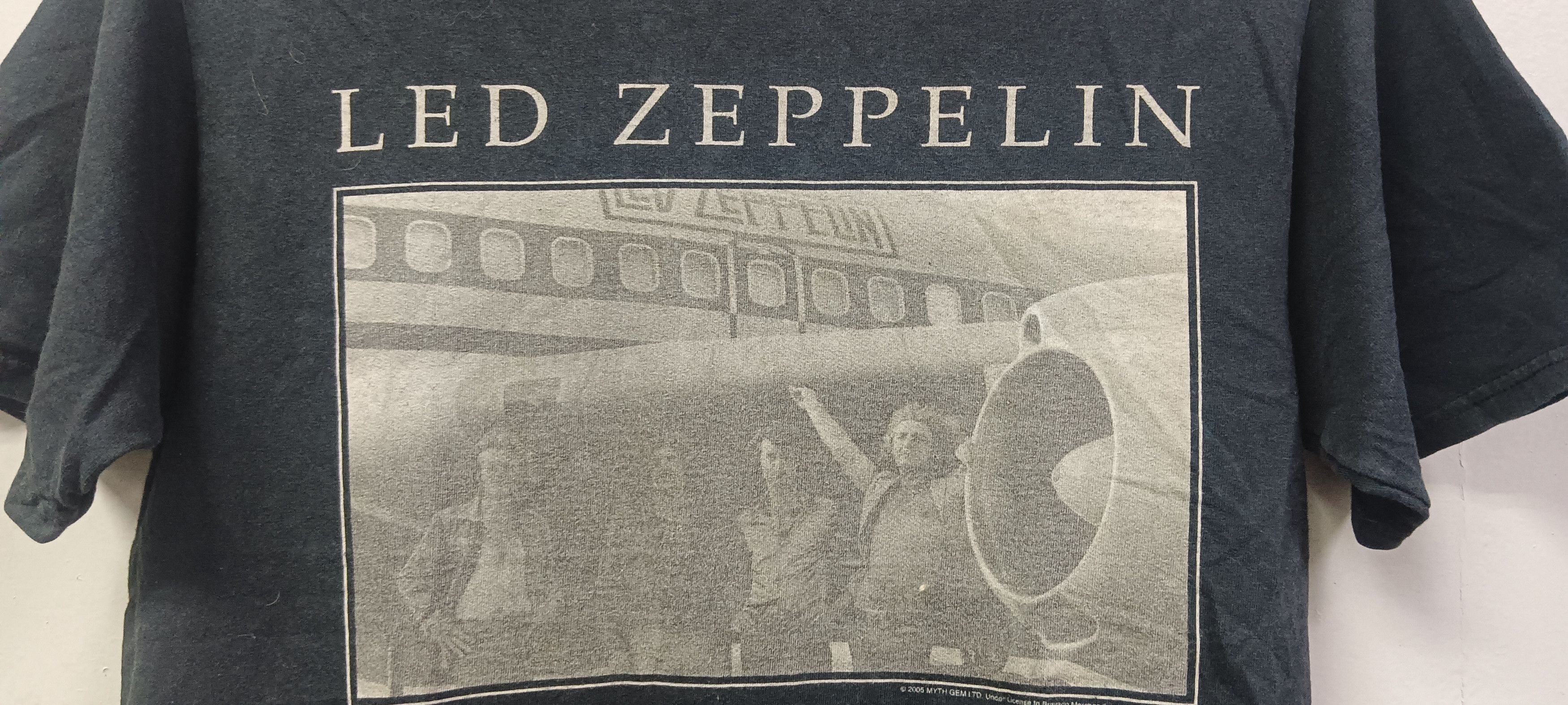 Vintage Vintage 2000s led zeppelin tour concert t shirt bravado Size US M / EU 48-50 / 2 - 2 Thumbnail