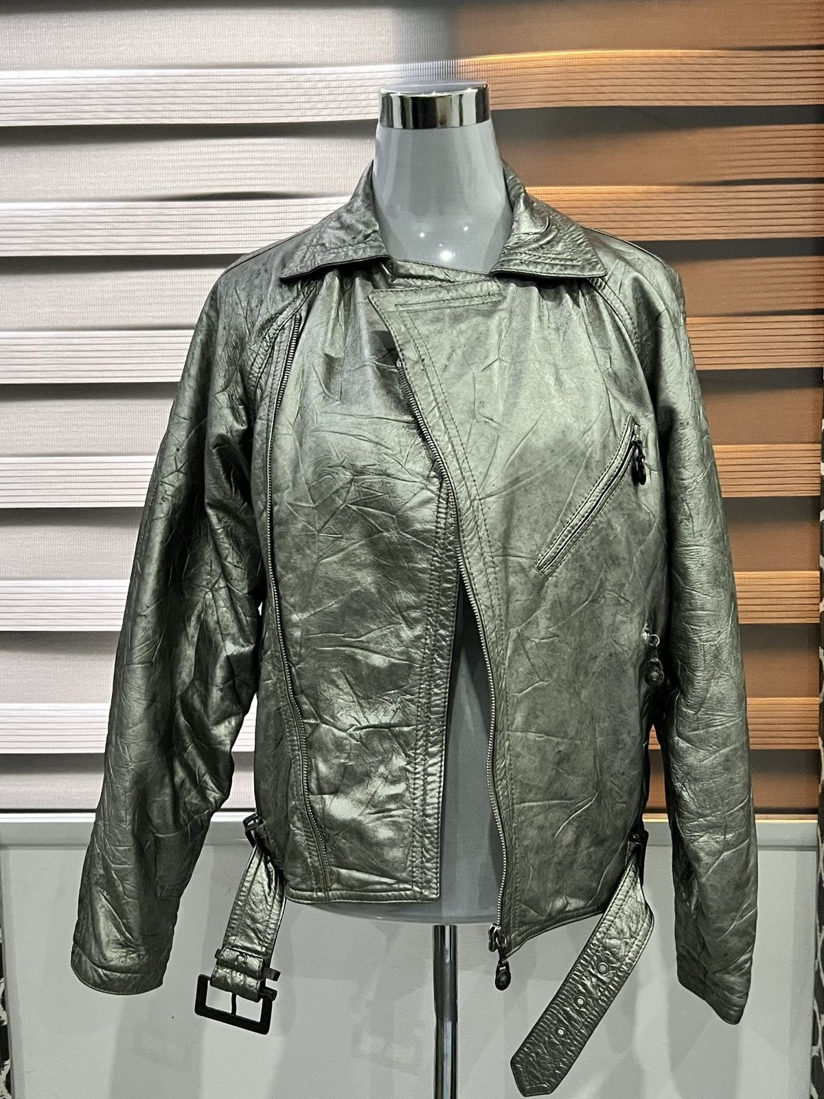 Versace Gianni Versace Silver Leather Biker Jacket Size US L / EU 52-54 / 3 - 7 Thumbnail