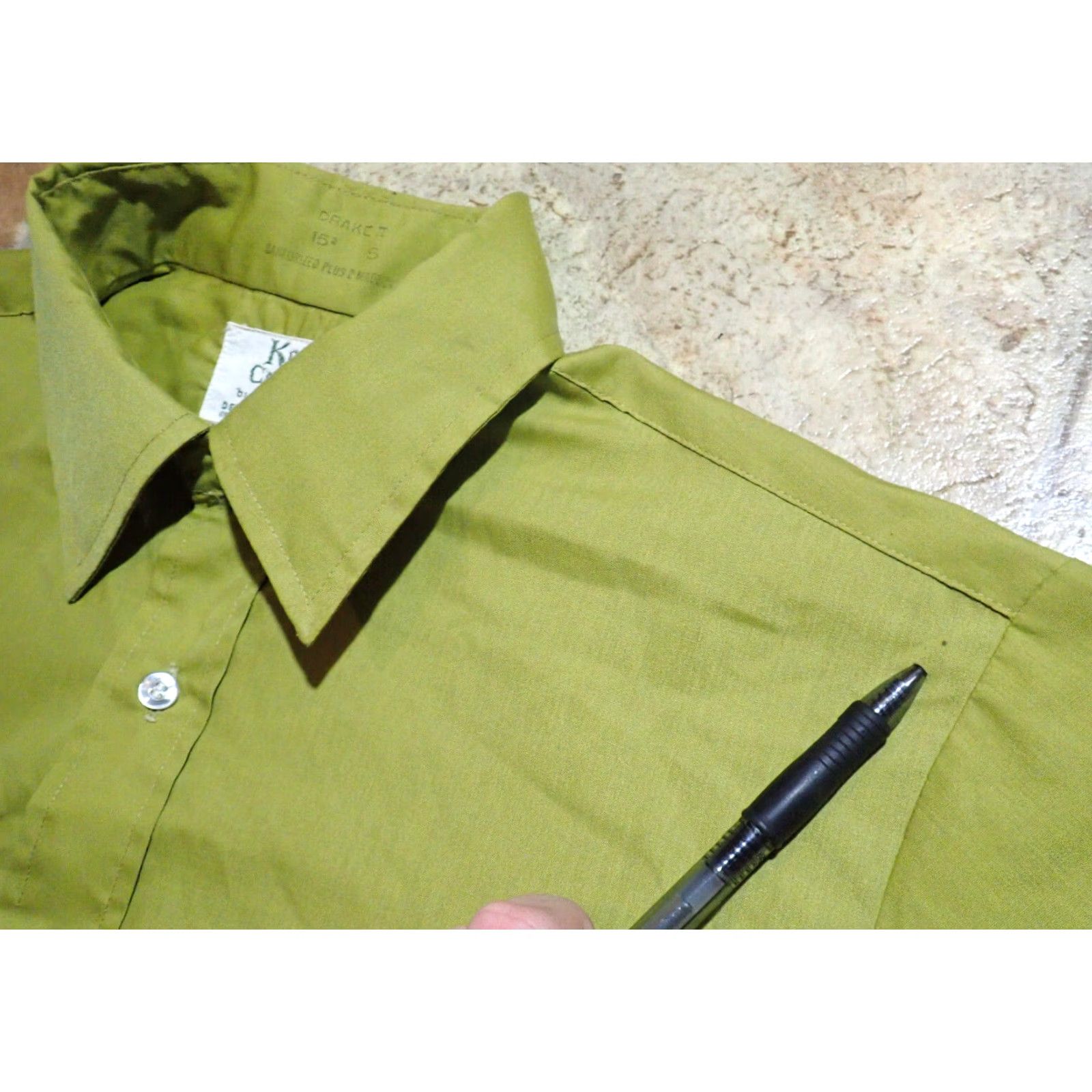 Arrow VINTAGE Arrow Kent ARROW Drake II Short Sleeve Dress Shirt M Green 46 Chest 30 Length Sanforized Dagger Collar 60s 70s USA Vintage Mens Shirt Size 40R - 4 Thumbnail
