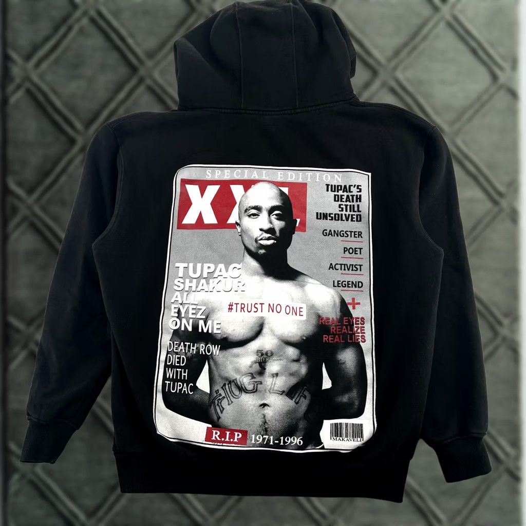 Vintage 2pac Tupac Shakur Sweatshirt Black Hoodie Adult M Magazine Cover Music RARE Size US M / EU 48-50 / 2 - 1 Thumbnail