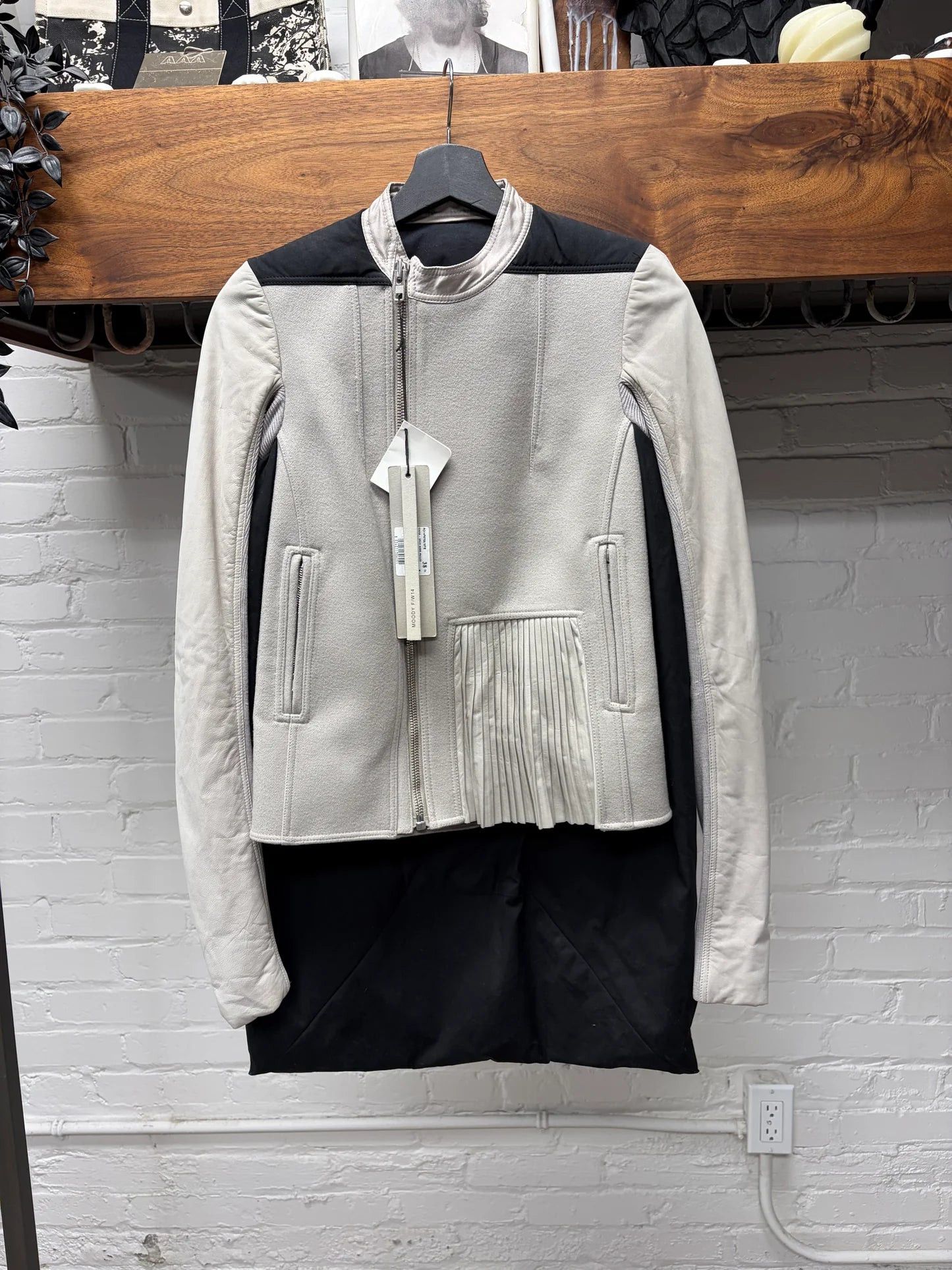 Rick Owens AW2014 Rick Owens ‘Moody’ Cape Back Wool/Leather Moto Jacket Size XS / US 0-2 / IT 36-38 - 1 Thumbnail