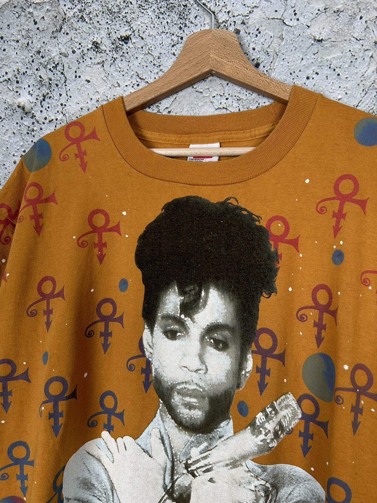 Band Tees Vintage Ultra Rare Prince 1993 Anvil Rock Band Tee 90s Hype Size US XL / EU 56 / 4 - 2 Thumbnail