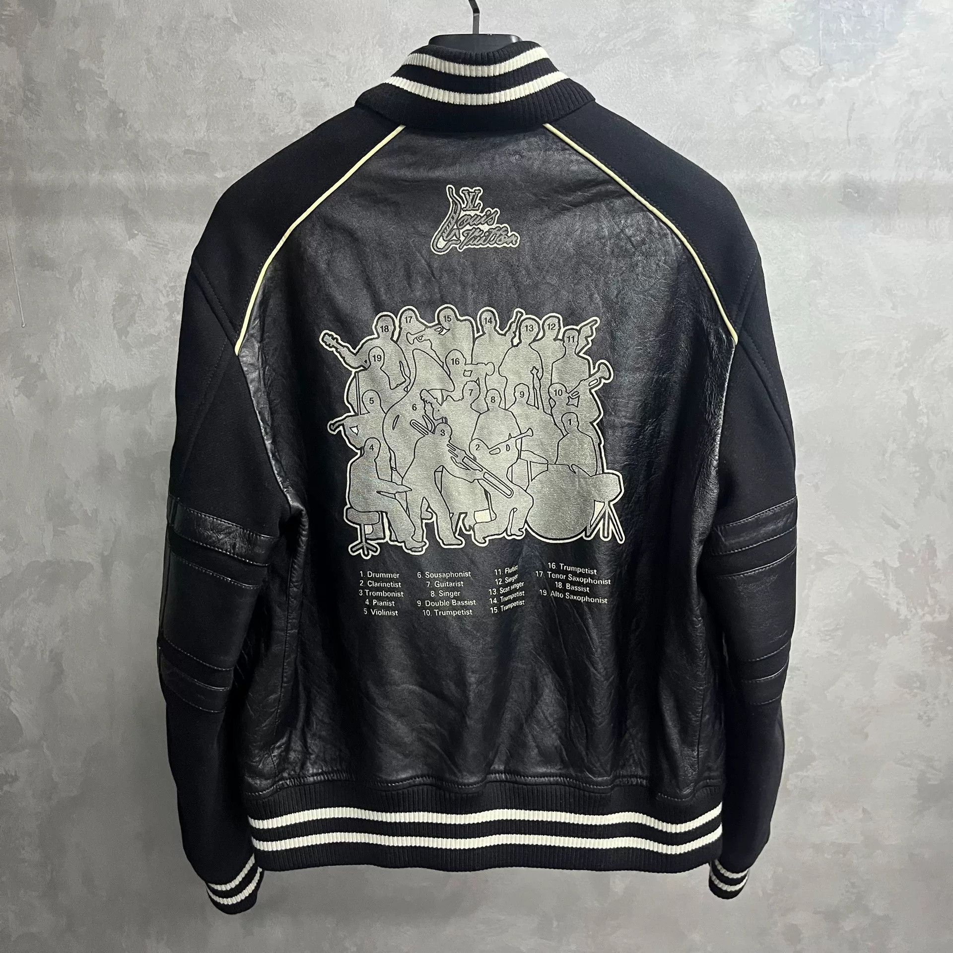 Louis Vuitton Louis Vuitton Black Logo Striped Baseball Jacket Size US S / EU 44-46 / 1 - 2 Thumbnail
