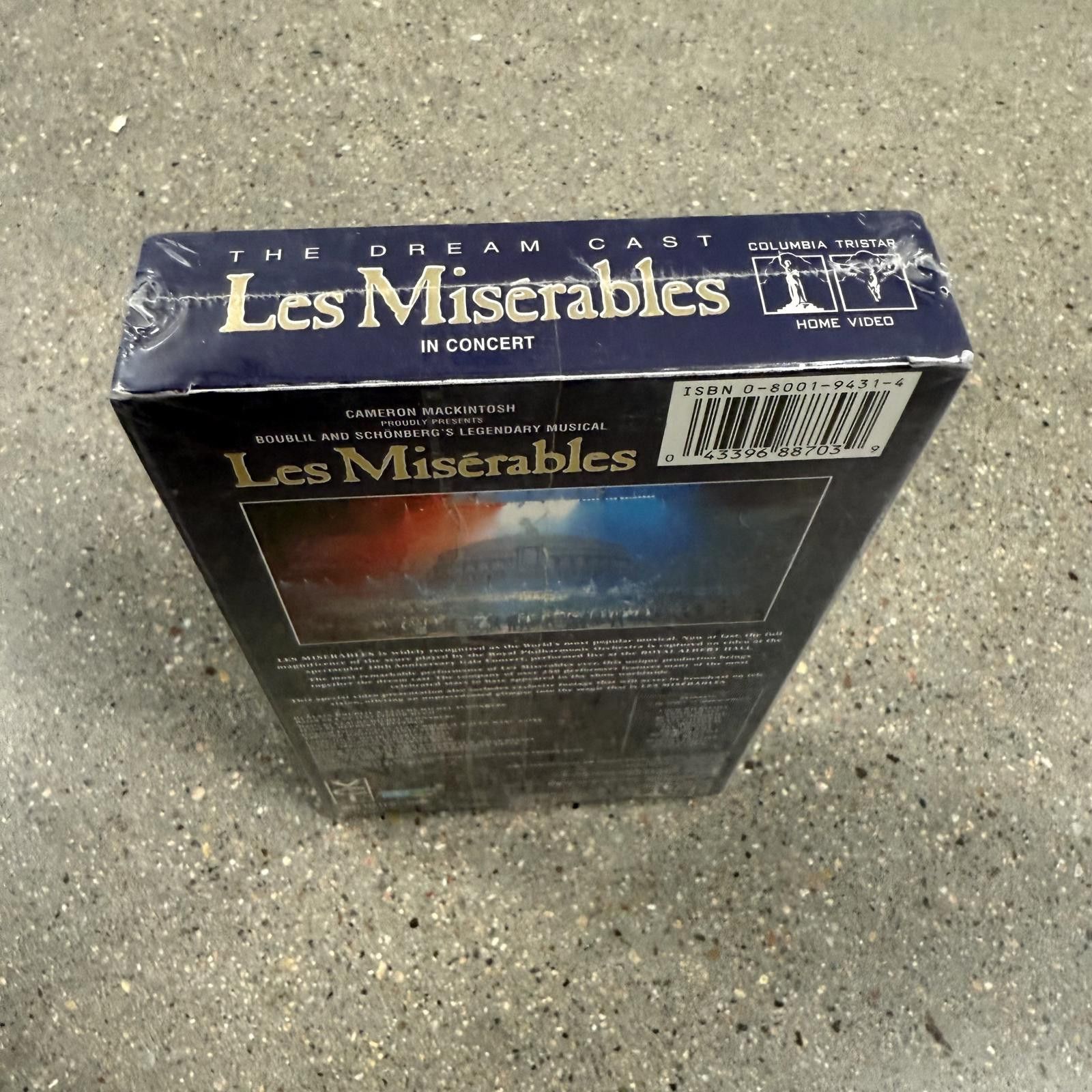 Designer DS Les Miserables 10th Anniversary IN CONCERT VHS 1995 New Size ONE SIZE - 11 Thumbnail