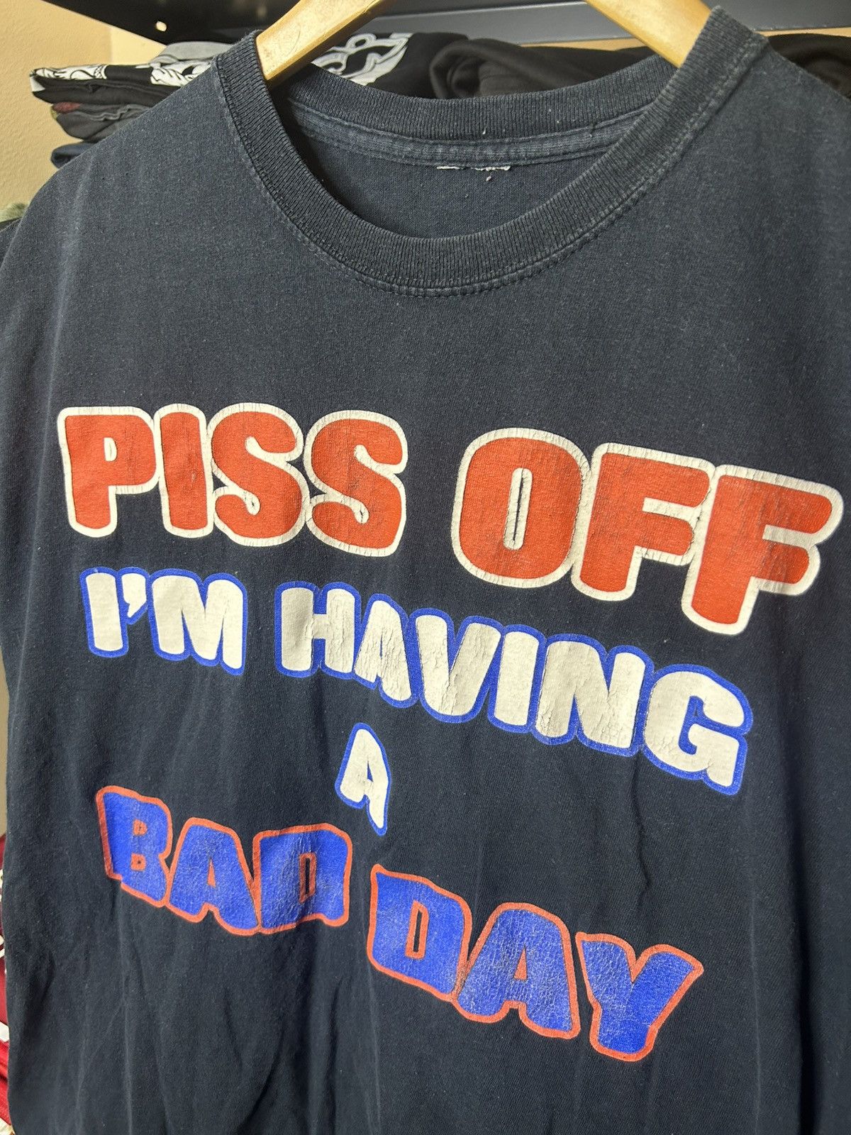 Vintage Vintage “Piss Off I’m Having a Bad Day” Graphic T-Shirt Size US L / EU 52-54 / 3 - 2 Thumbnail