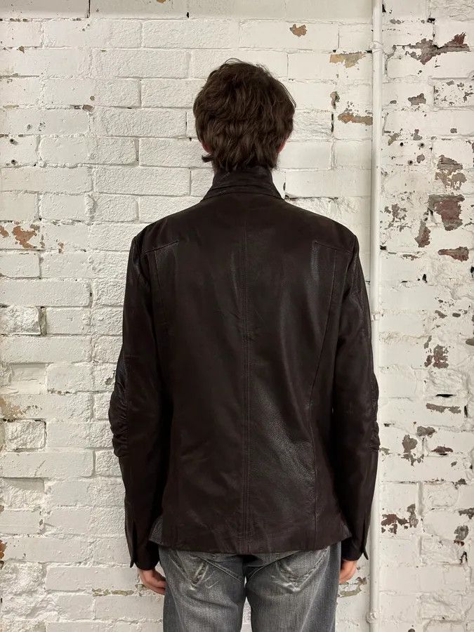Marithe + Francois Girbaud AW2002 Marithé + François Girbaud Pleats Brown Leather Avant-Garde Blazer Jacket Size 44R - 3 Thumbnail