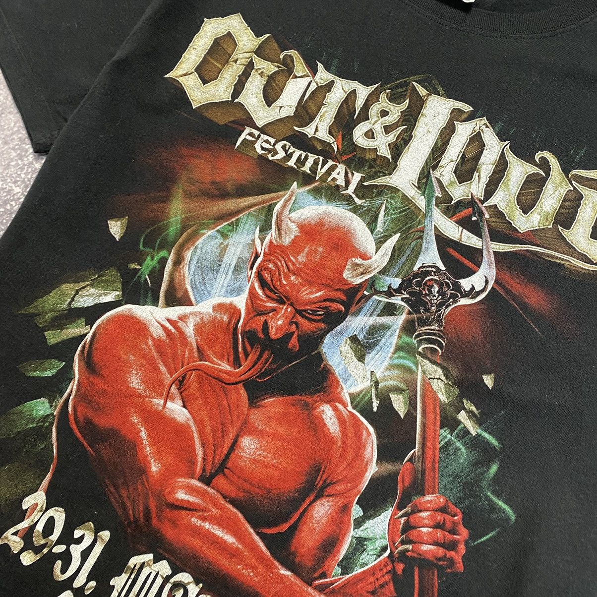 Band Tees Vintage Out & Load Festival 2014 big graphic logo tee Size US L / EU 52-54 / 3 - 5 Thumbnail