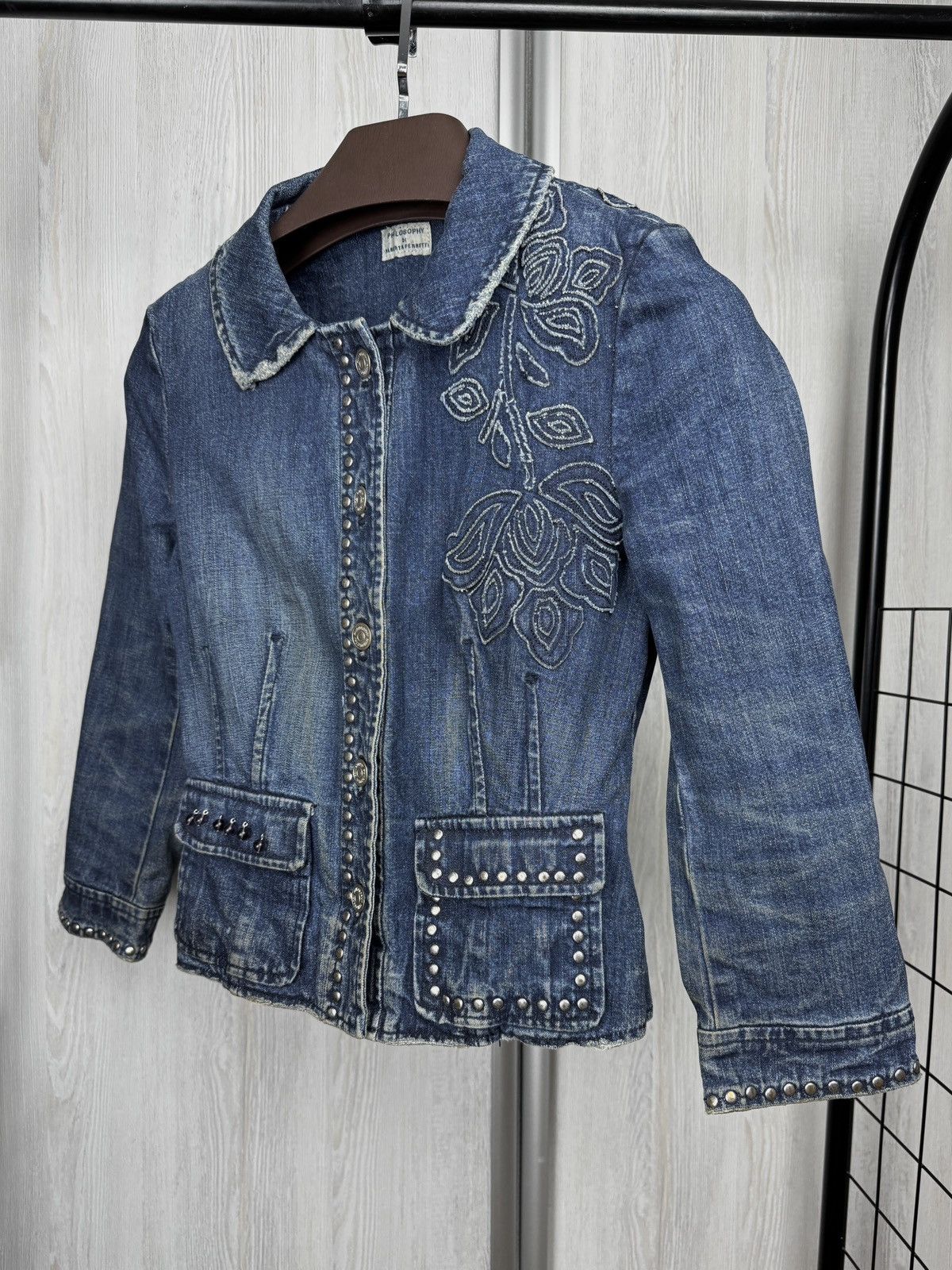 Alberta Ferretti Philosophy Di Alberta Ferretti Denim Studded Embroidered Jkt Size S / US 4 / IT 40 - 6 Thumbnail