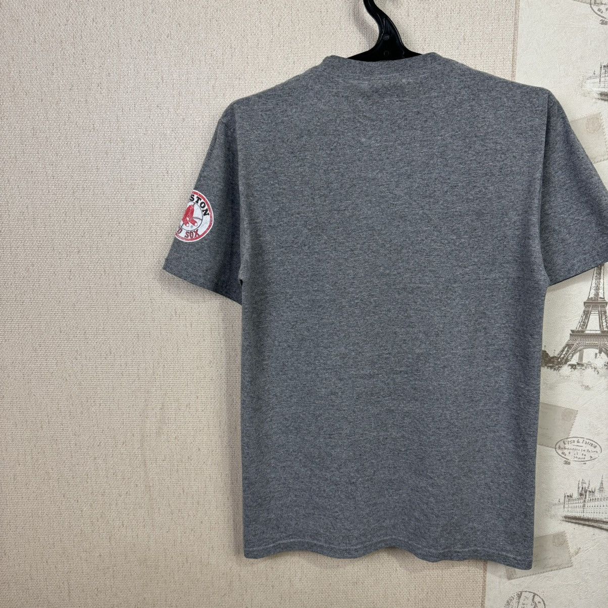 MLB × Nike × Vintage Vintage Nike Red Sox Boston T shirt Swoosh 00s MLB S Size US S / EU 44-46 / 1 - 14 Thumbnail
