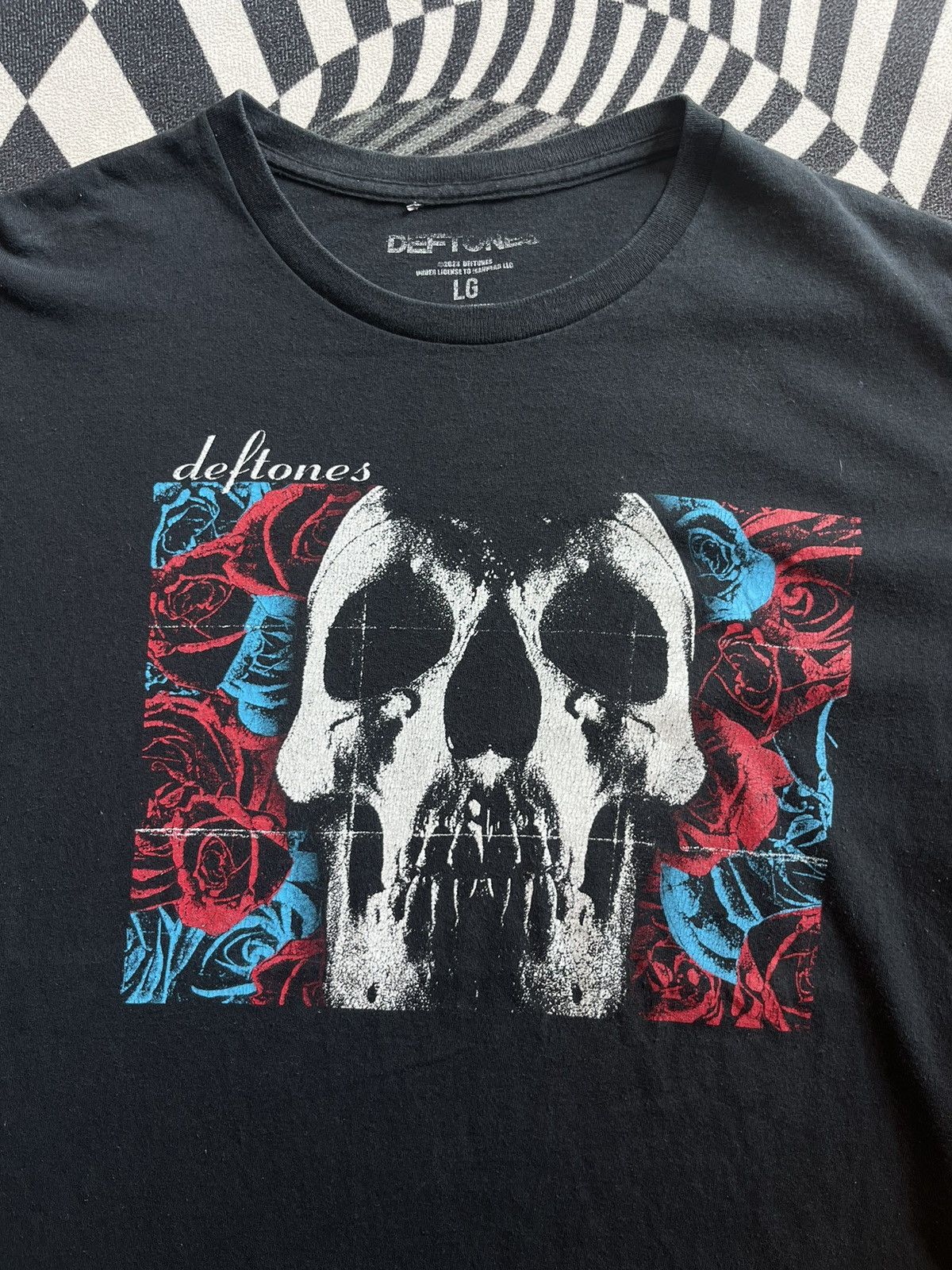 Band Tees Deftones Self-Titled Album 2003’s reprint Band Tshirt Size US L / EU 52-54 / 3 - 5 Thumbnail