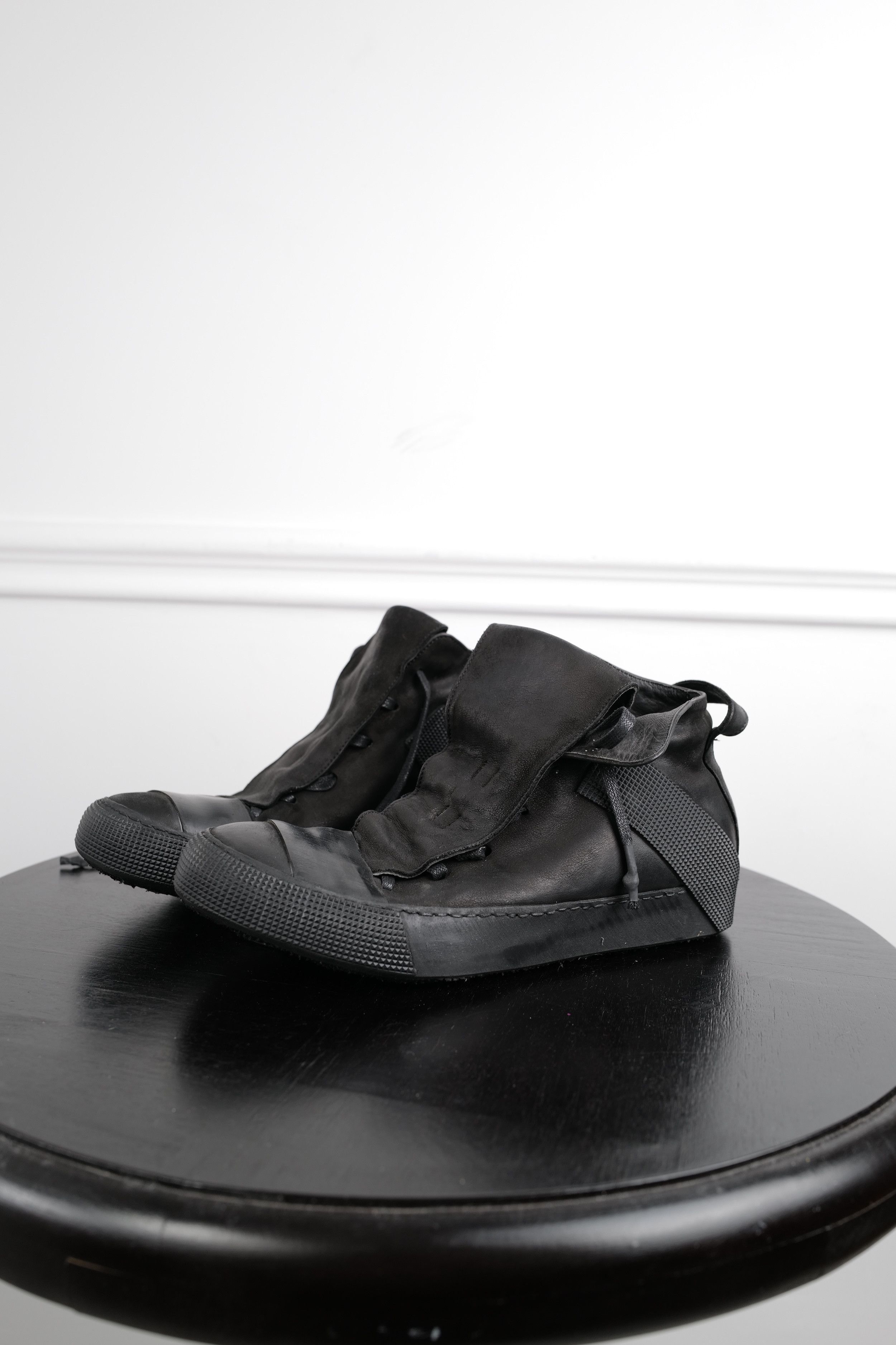 Individual Sentiments HI-TOP SHOES HANDCRAFTED Size US 8 / IT 38 - 1 Thumbnail