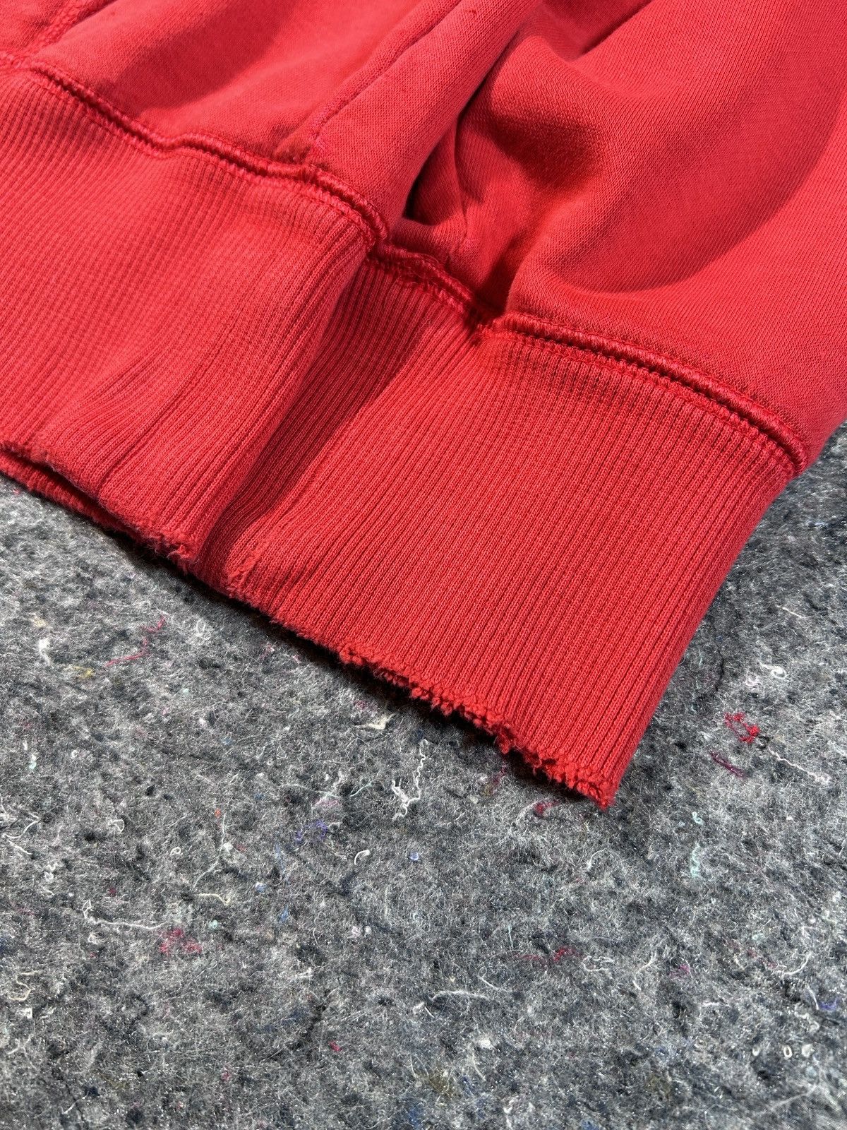 Nike × Vintage Yk2 Nike Red Hoodie L size Size US L / EU 52-54 / 3 - 4 Thumbnail