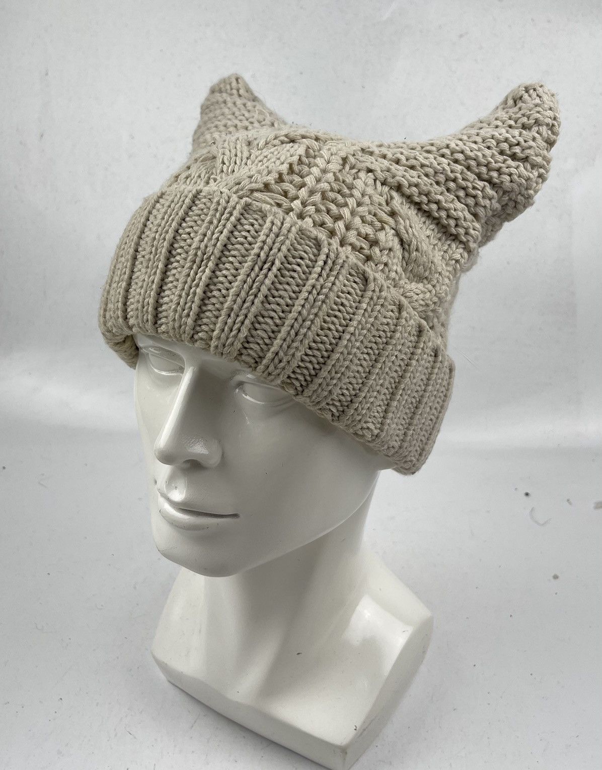 Japanese Brand very rare design beanie hat with horn tc47 Size ONE SIZE - 1 Thumbnail