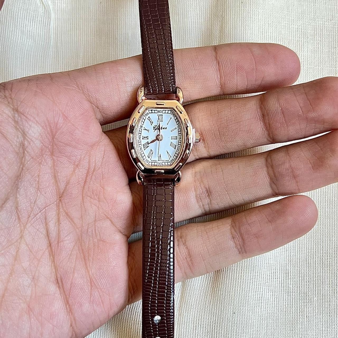 Vintage classy cute rectangle brown leather luxury watch Size ONE SIZE - 1 Thumbnail