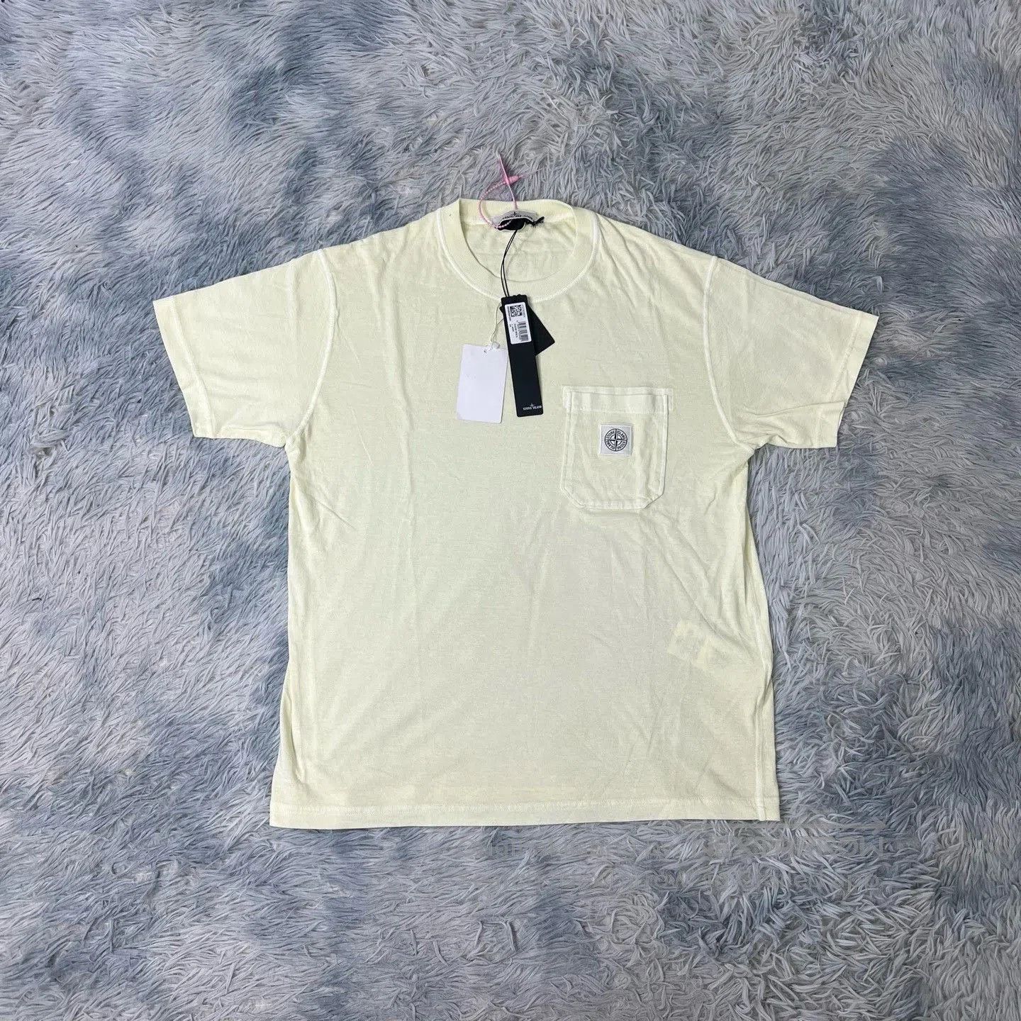 Stone Island Stone Island Short-Sleeve T-Shirt XL. Size US XL / EU 56 / 4 - 1 Thumbnail