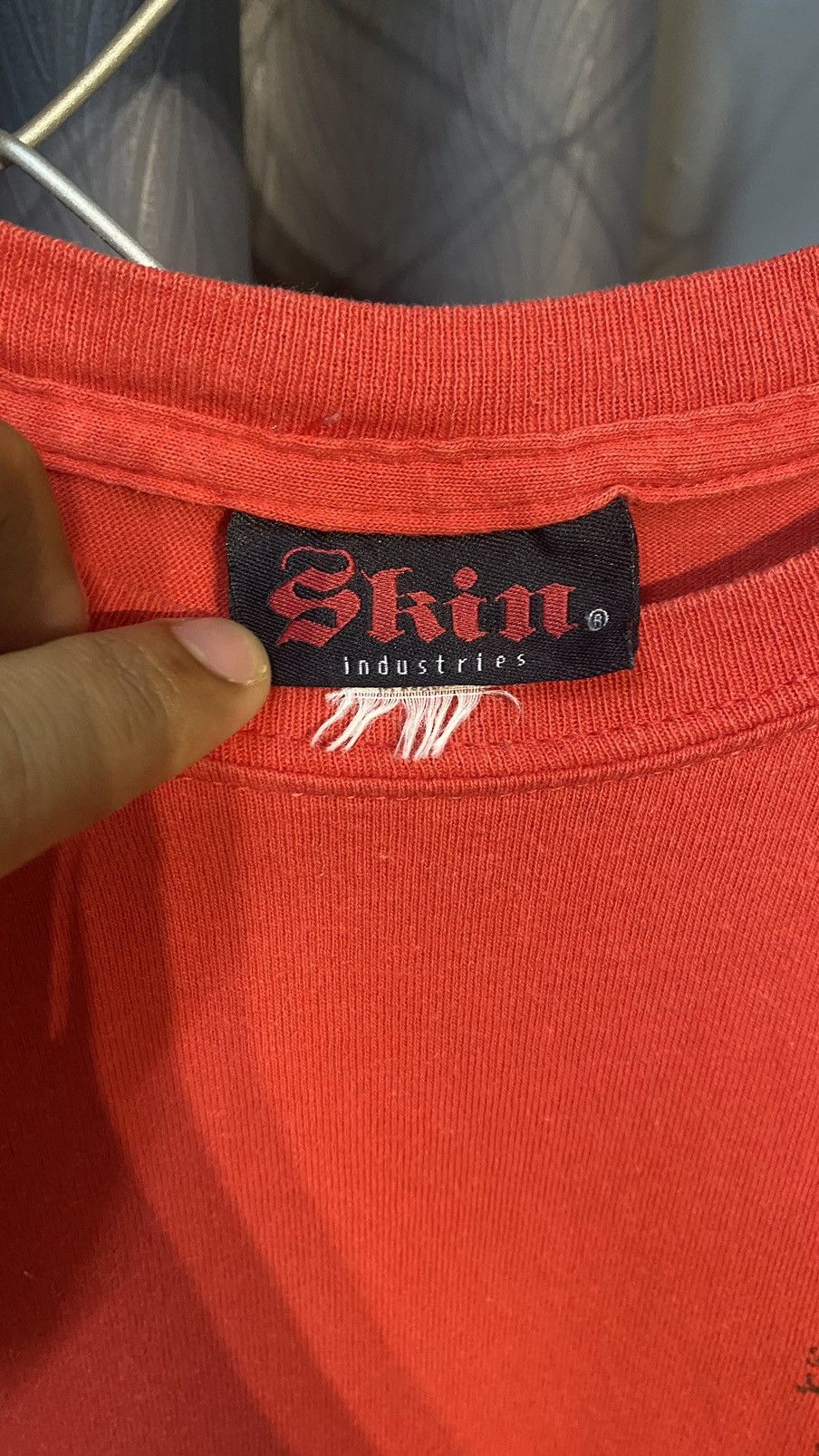 World Industries VINTAGE SKILL INDUSTRIES SKATE GIRL RED SMALL Size US S / EU 44-46 / 1 - 7 Thumbnail